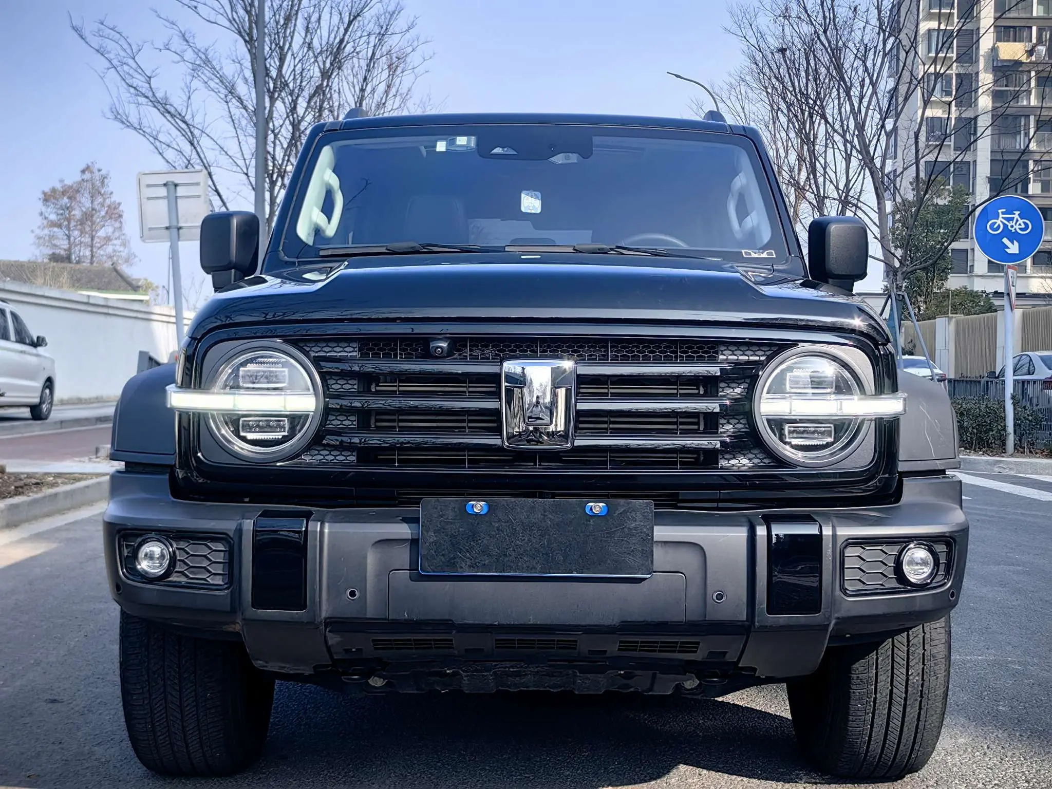 Tank 300  из Китая