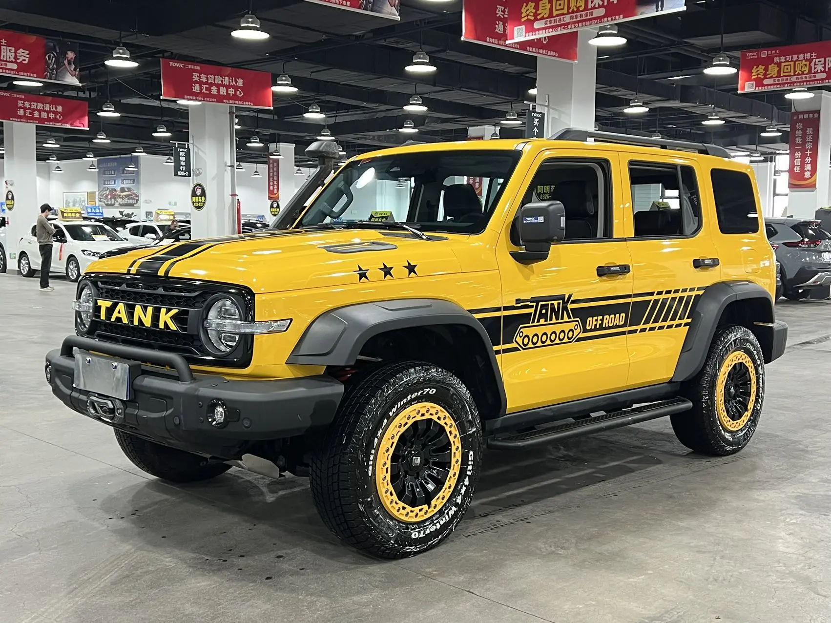 Tank 300  из Китая