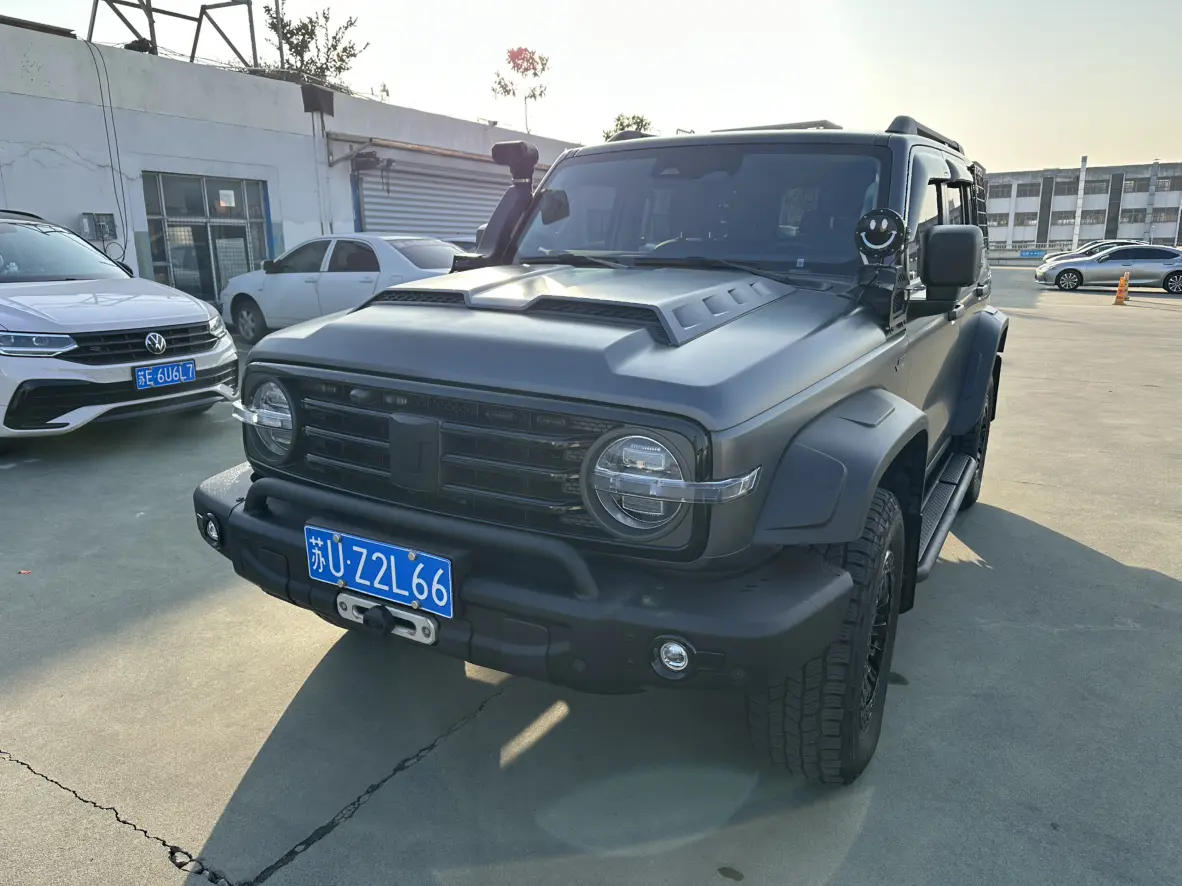 Tank 300  из Китая