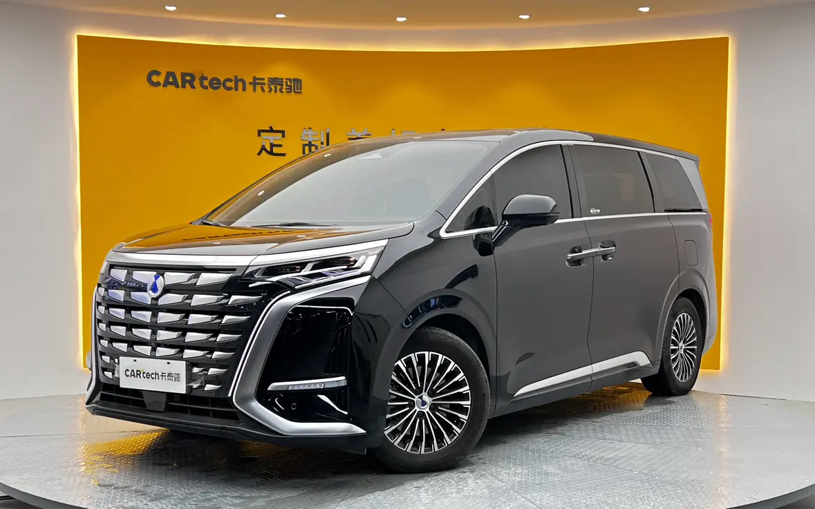 Denza D9 DM  из Китая