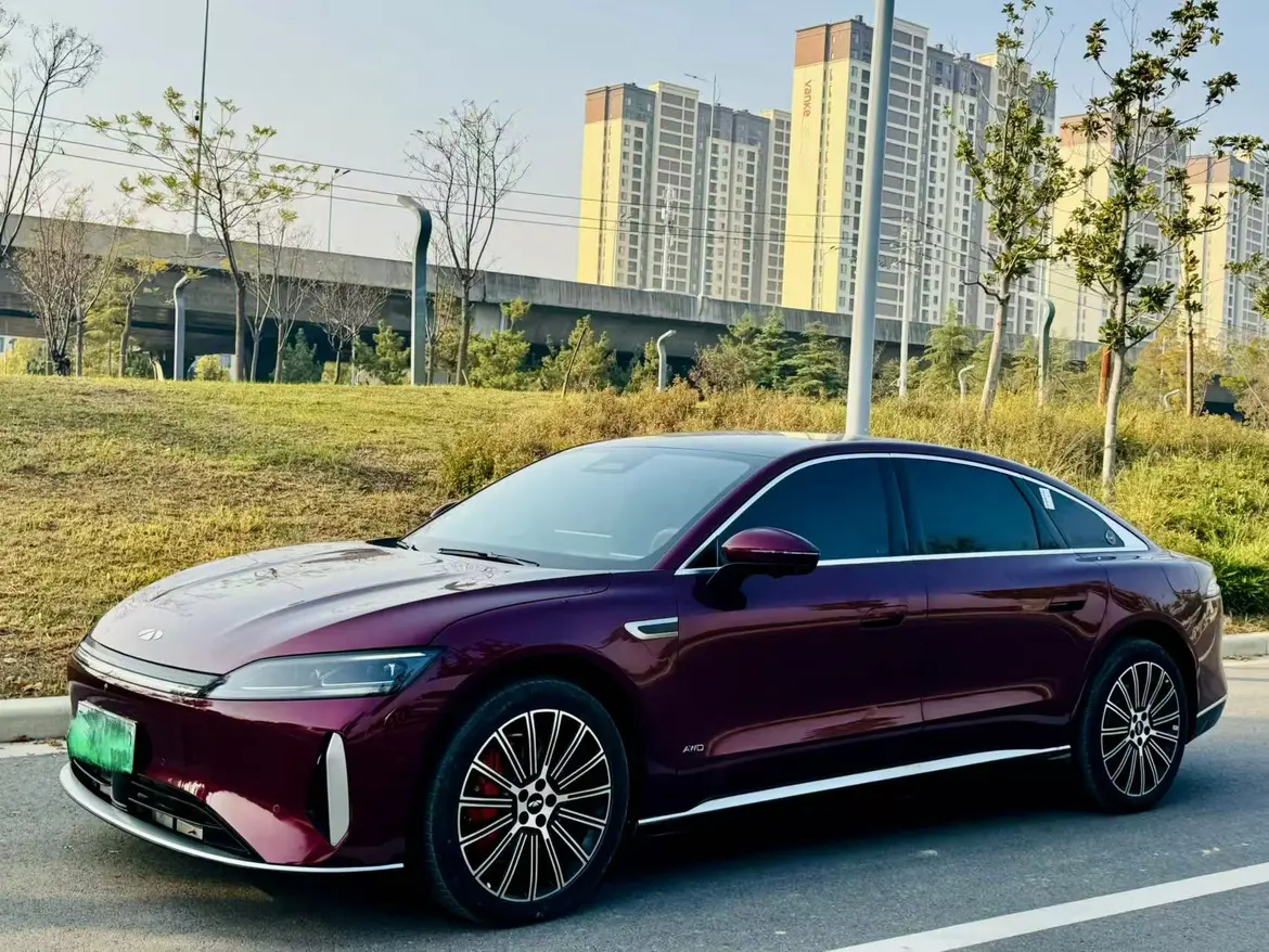 Chery Fengyun A9L  из Китая