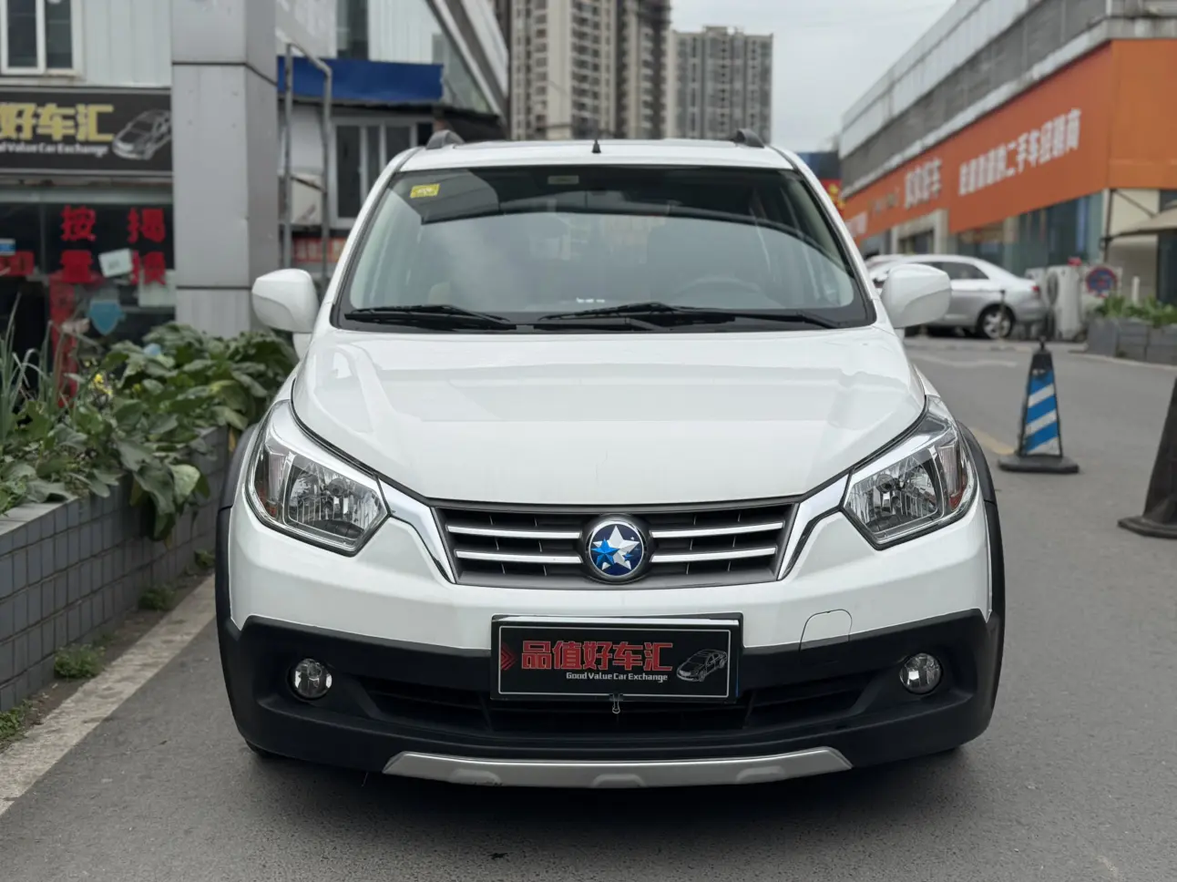 Kai Chen Venucia R50X  из Китая