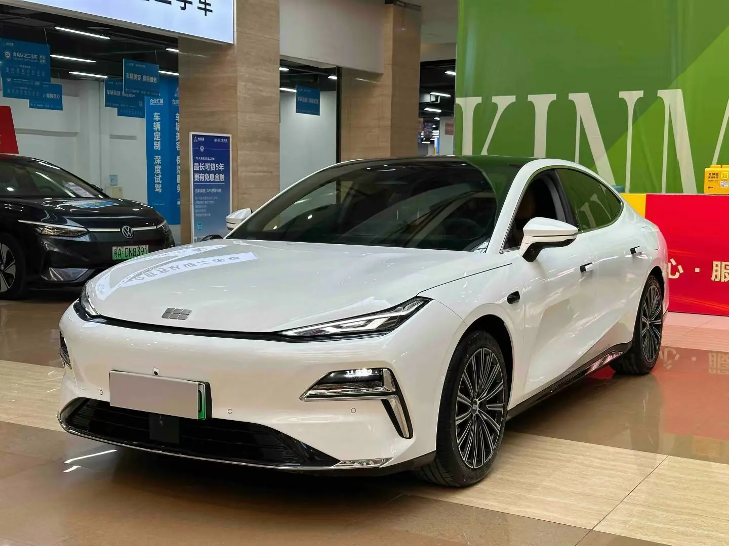 Geely Galaxy Star 8 PHEV  из Китая