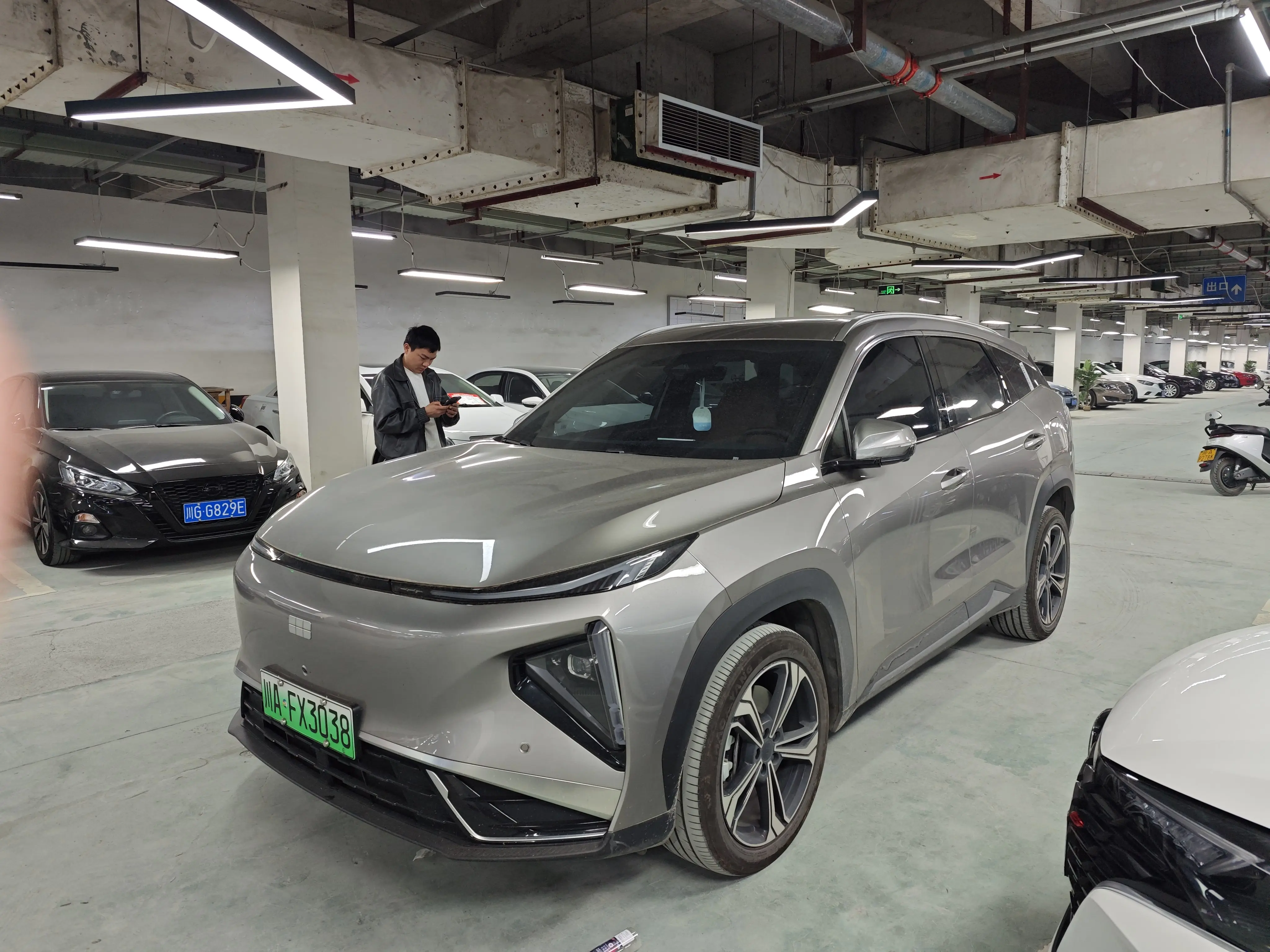 Geely Galaxy L7  из Китая