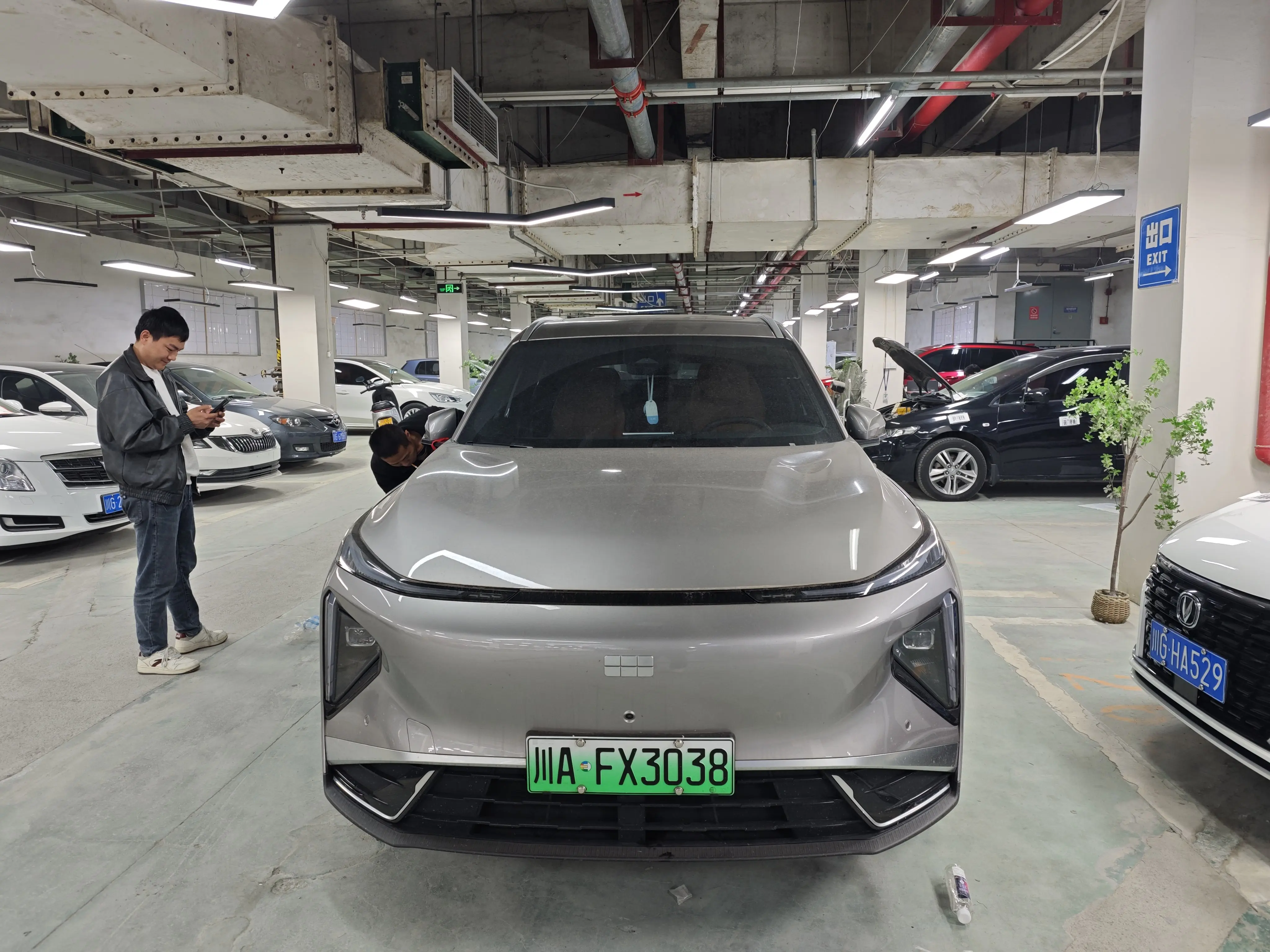 Geely Galaxy L7  из Китая