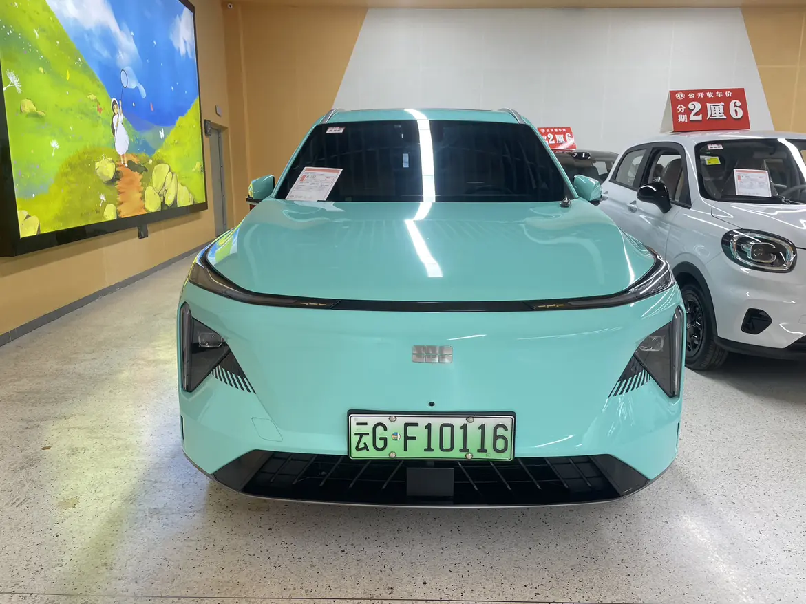 Geely Galaxy L7  из Китая