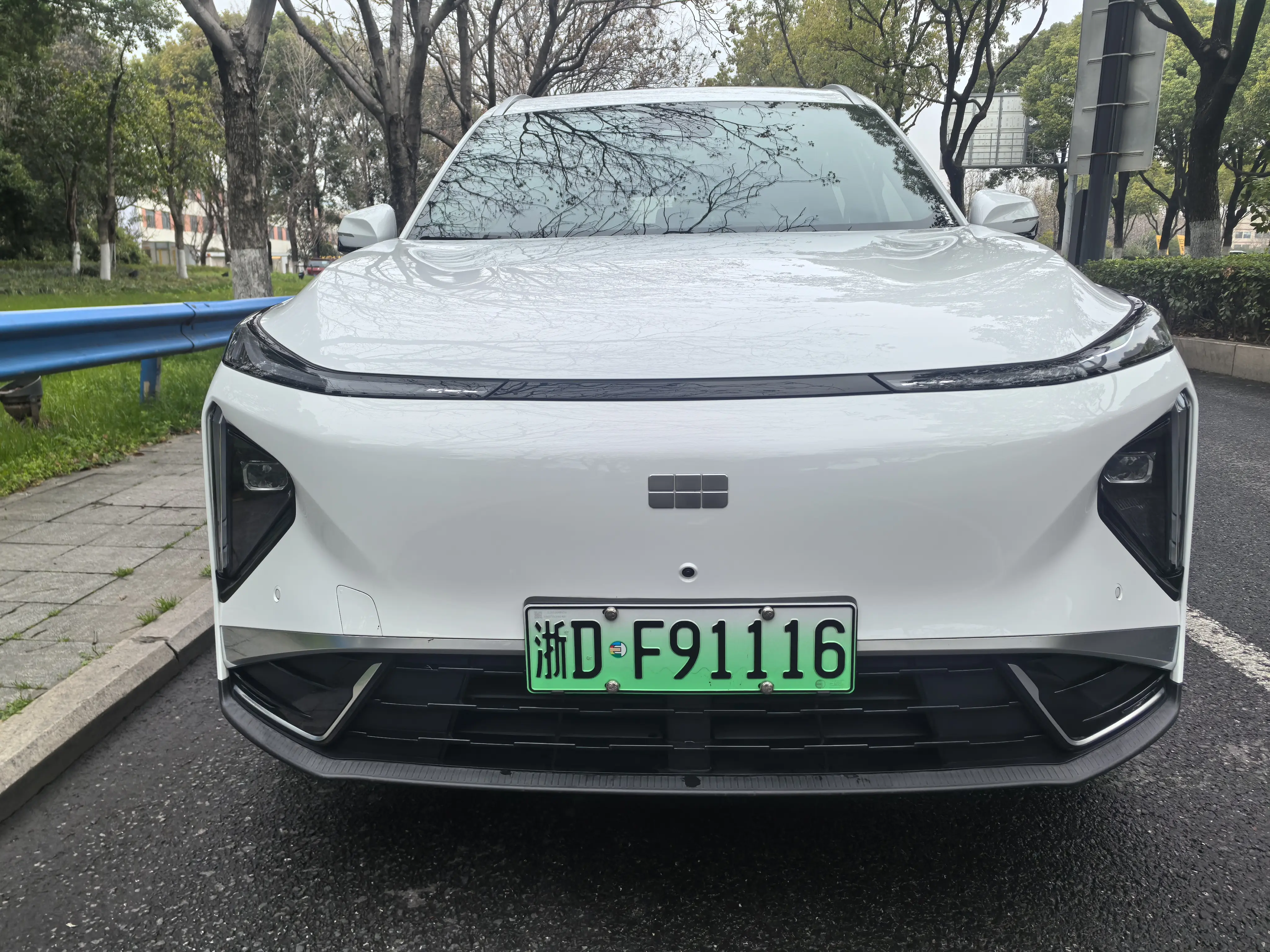 Geely Galaxy L7  из Китая