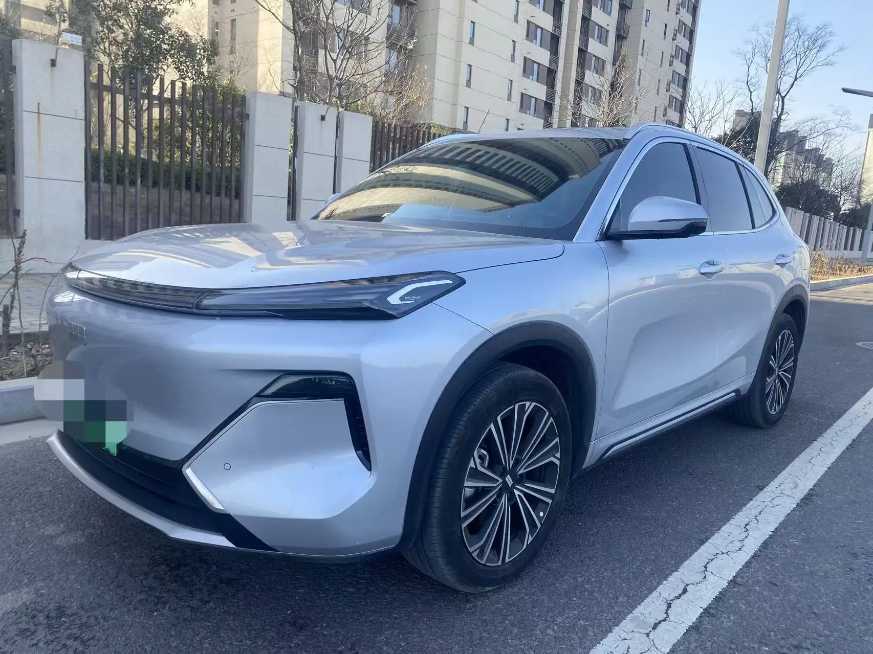 Geely Galaxy Starship 7 EM-i  из Китая