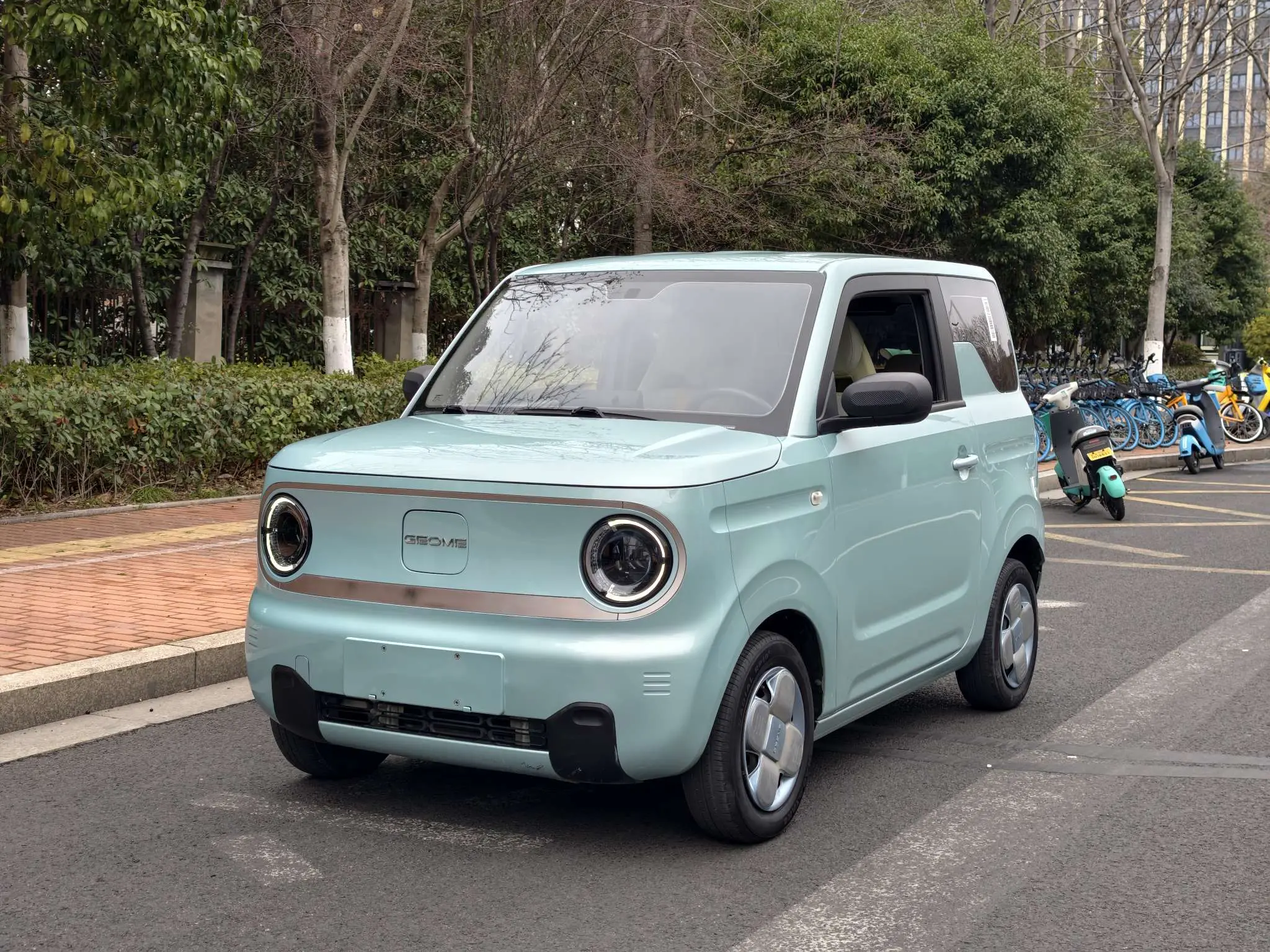 Geely Panda  из Китая