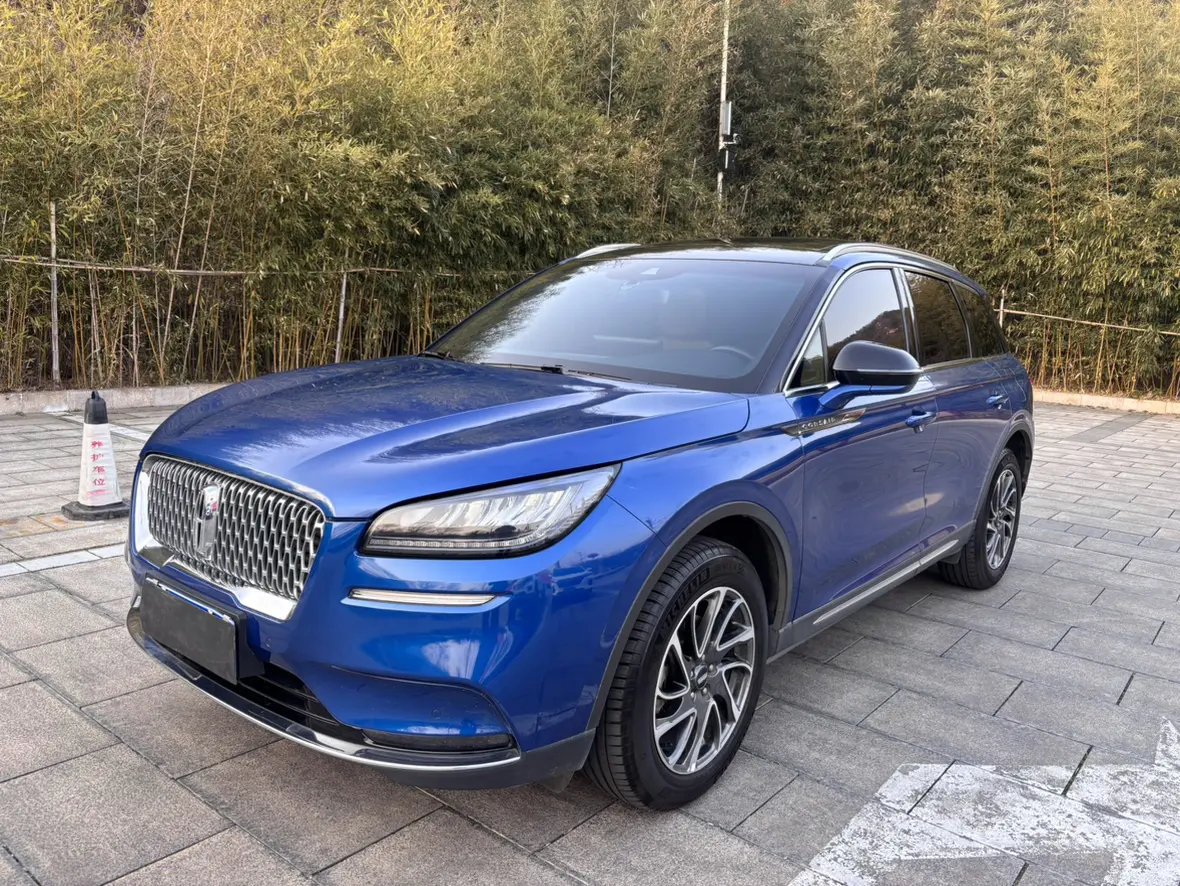 Lincoln Adventurer