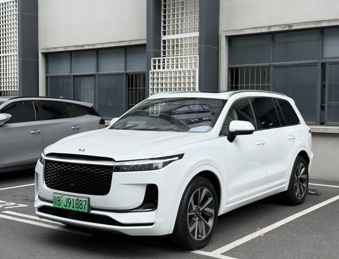 Li ONE (Ideal ONE)  из Китая