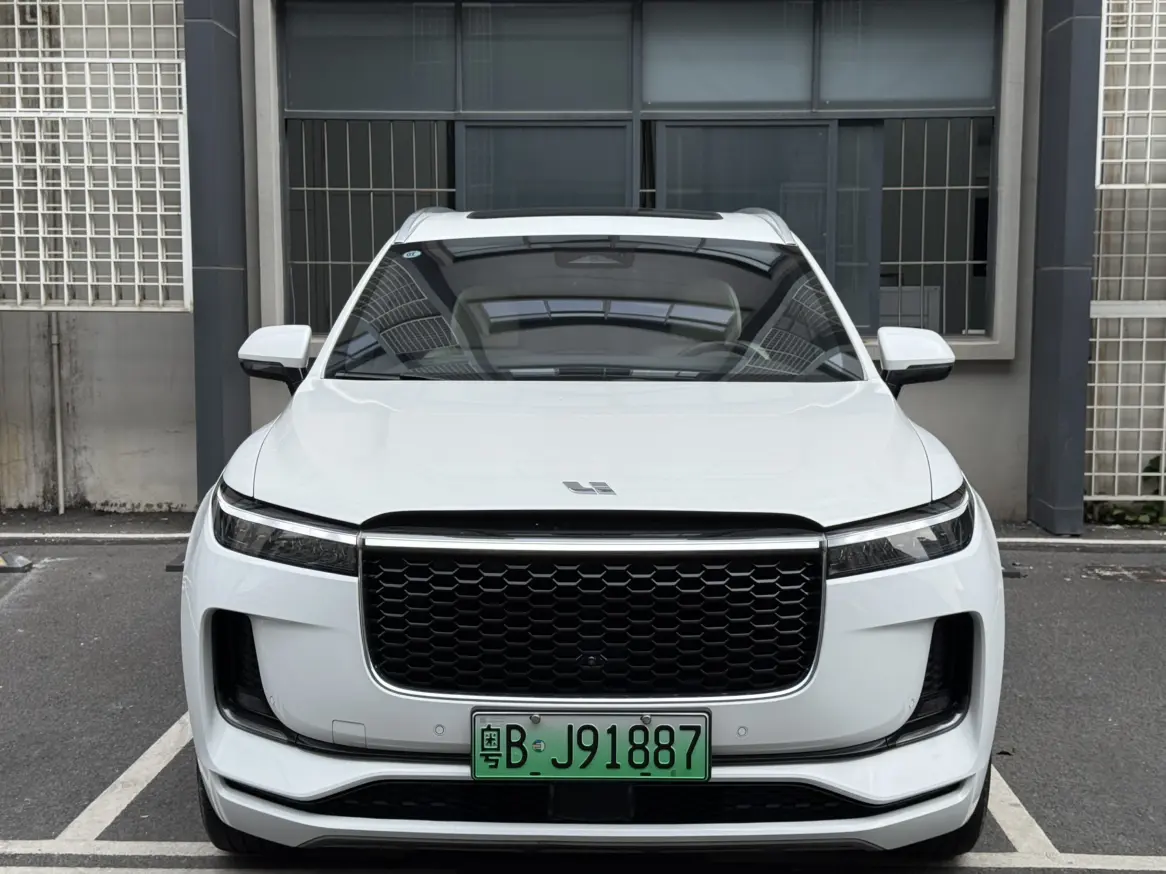 Li ONE (Ideal ONE)  из Китая