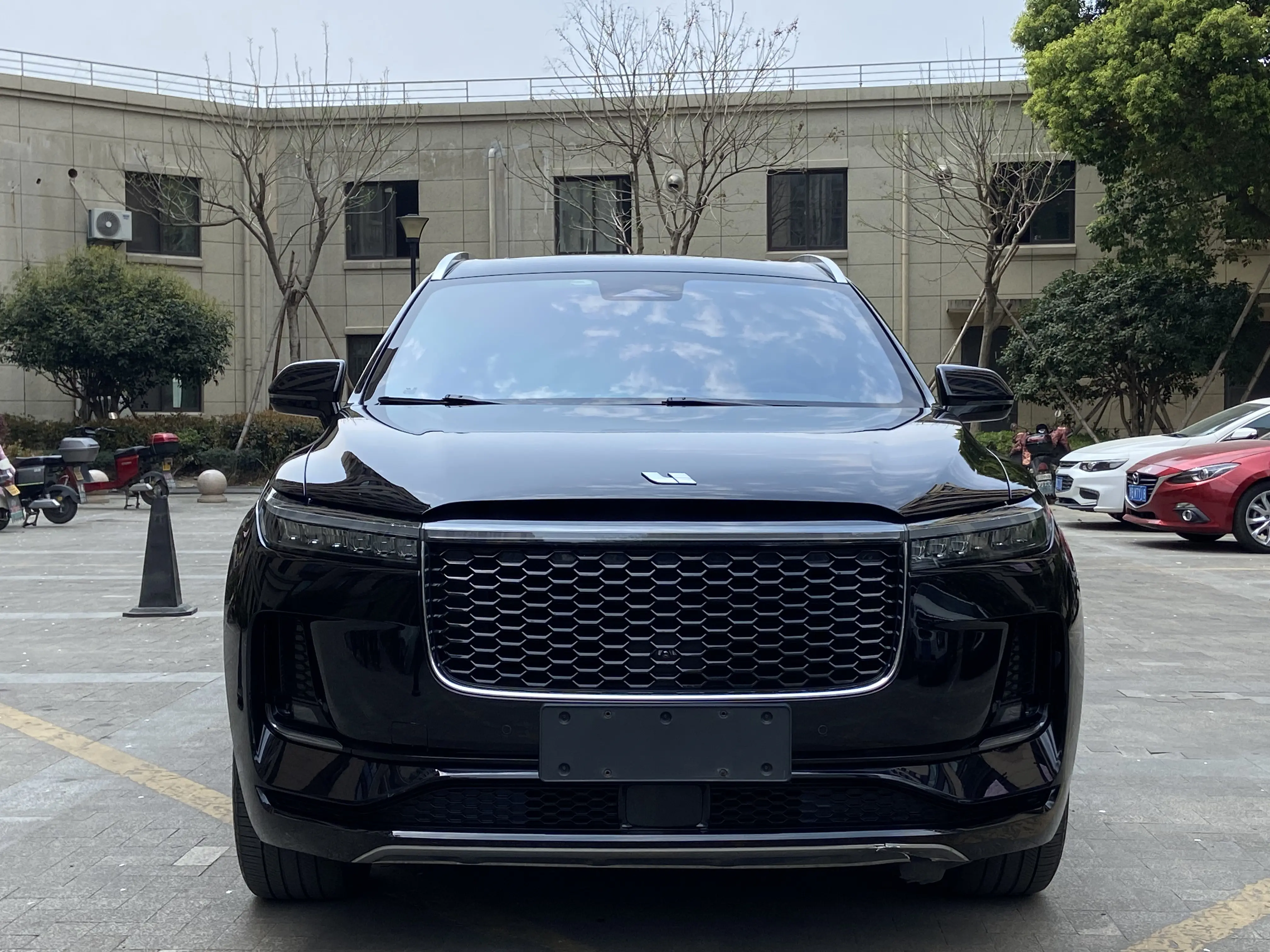 Li ONE (Ideal ONE)  из Китая