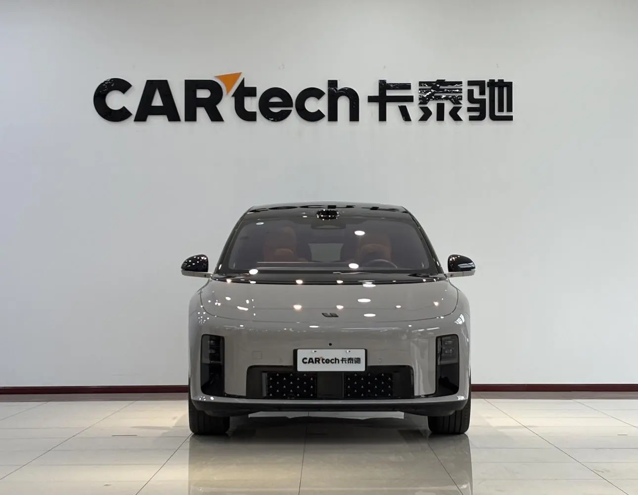 Li Ideal i8  из Китая