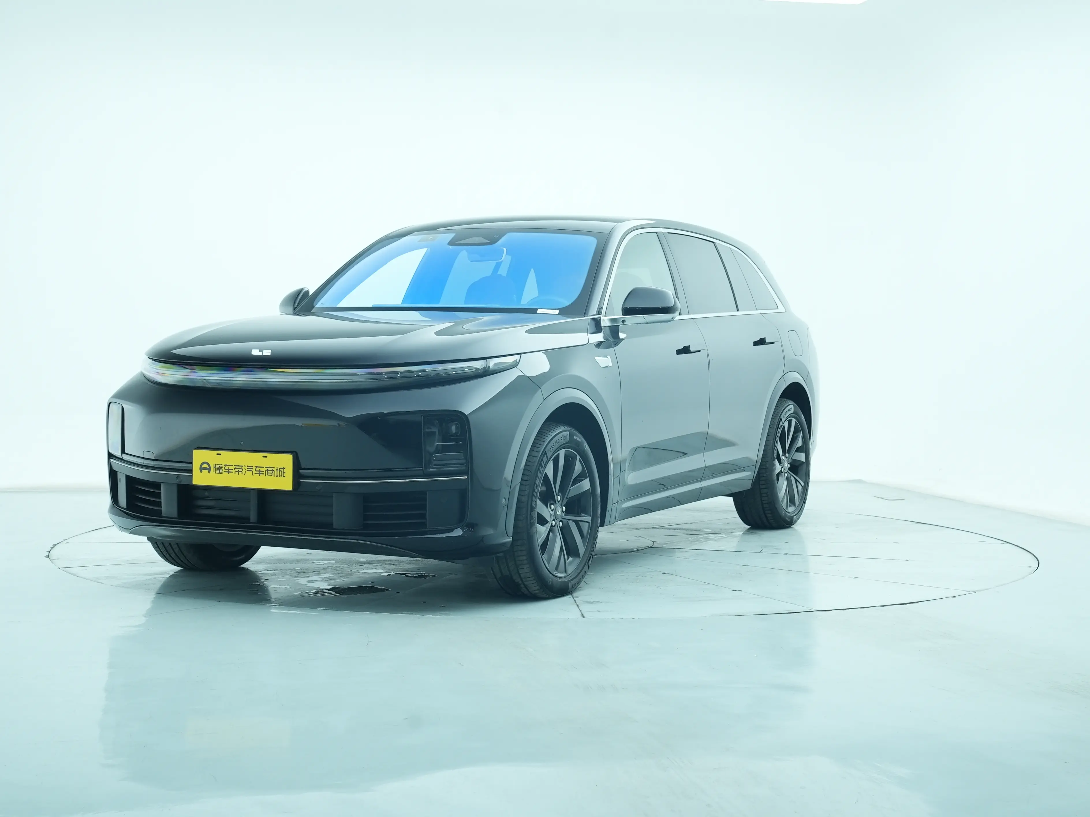 Li L7 (Ideal L7)  из Китая