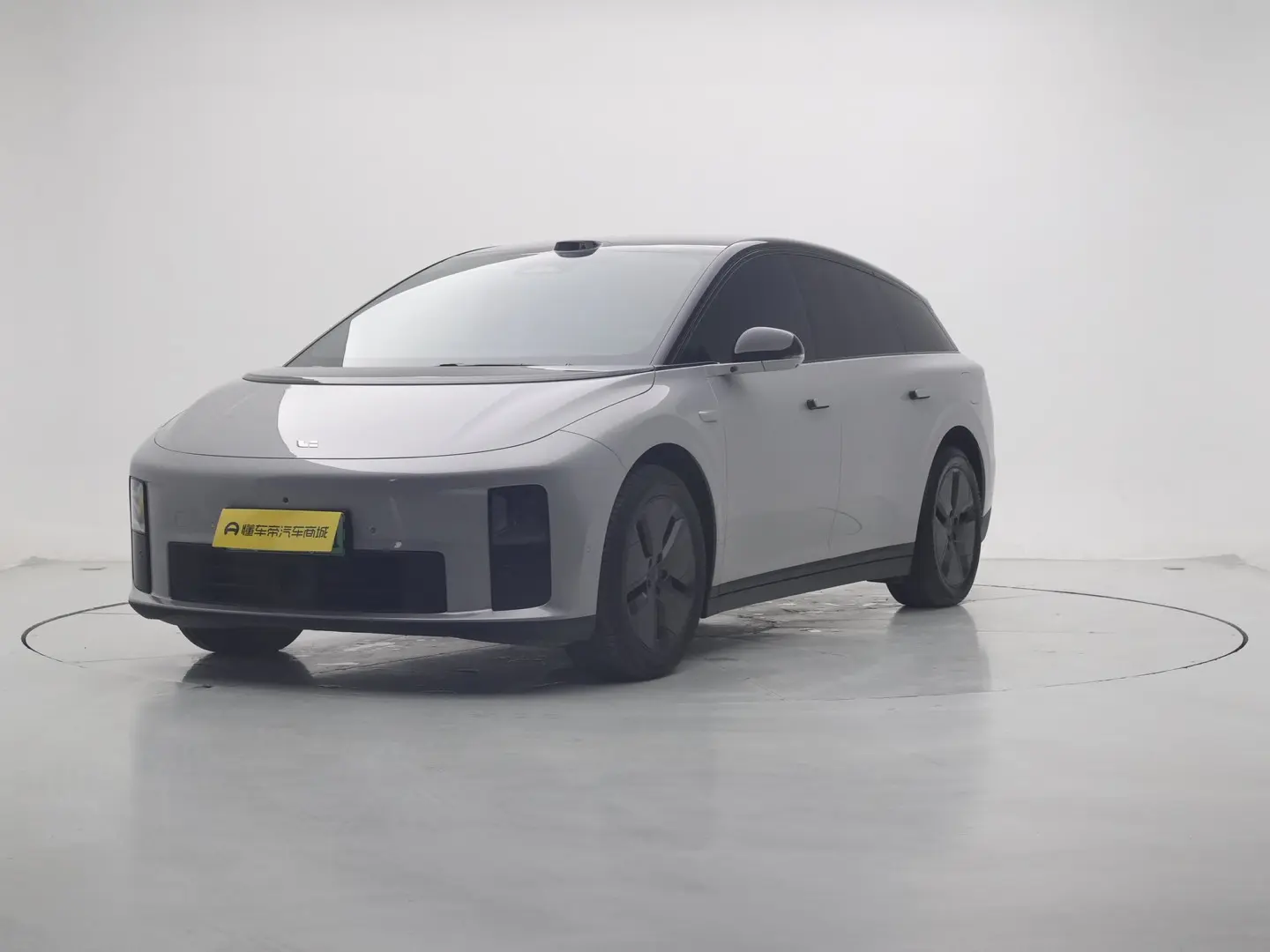 Li Ideal i6  из Китая