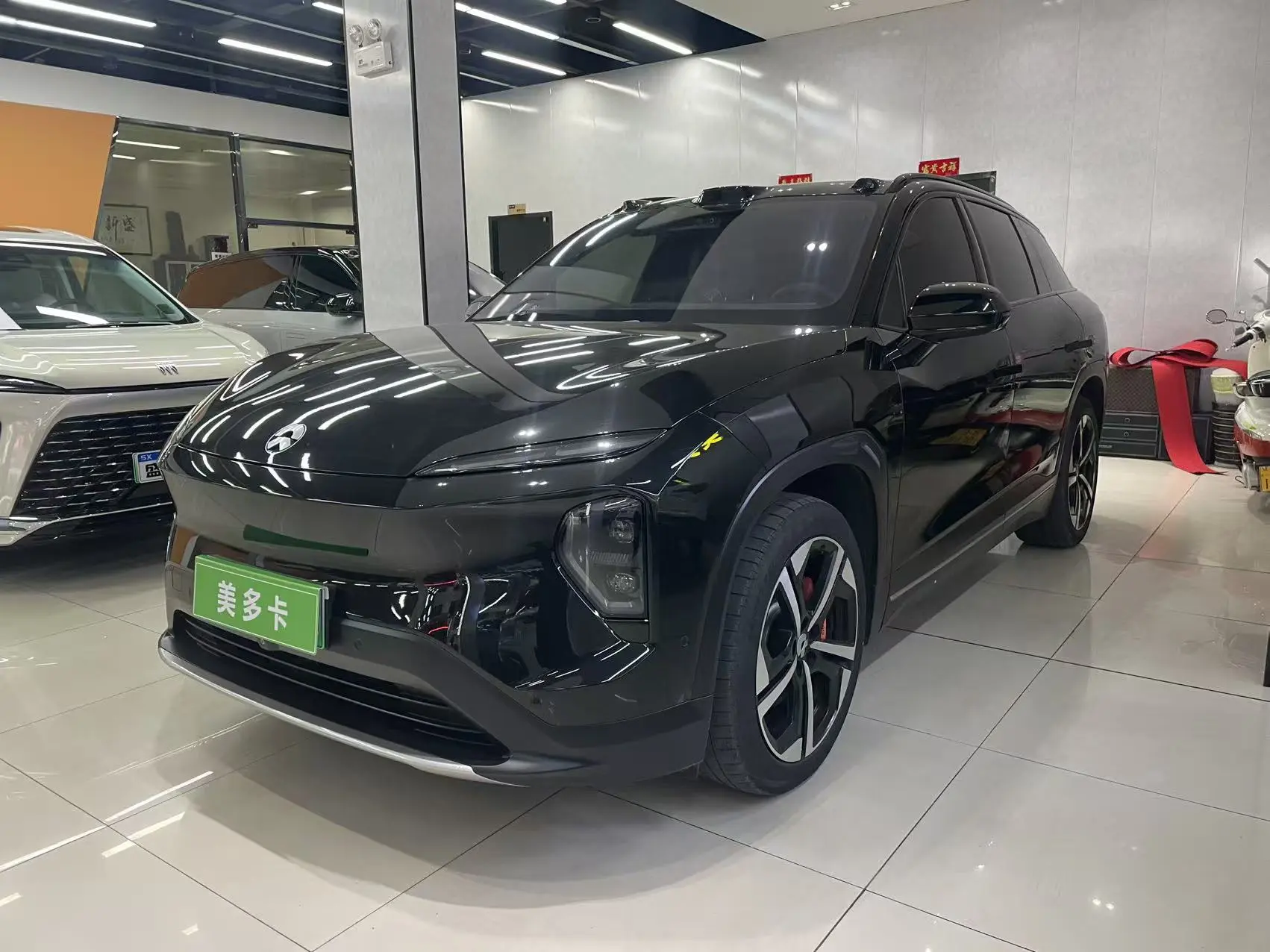 NIO ES7  из Китая