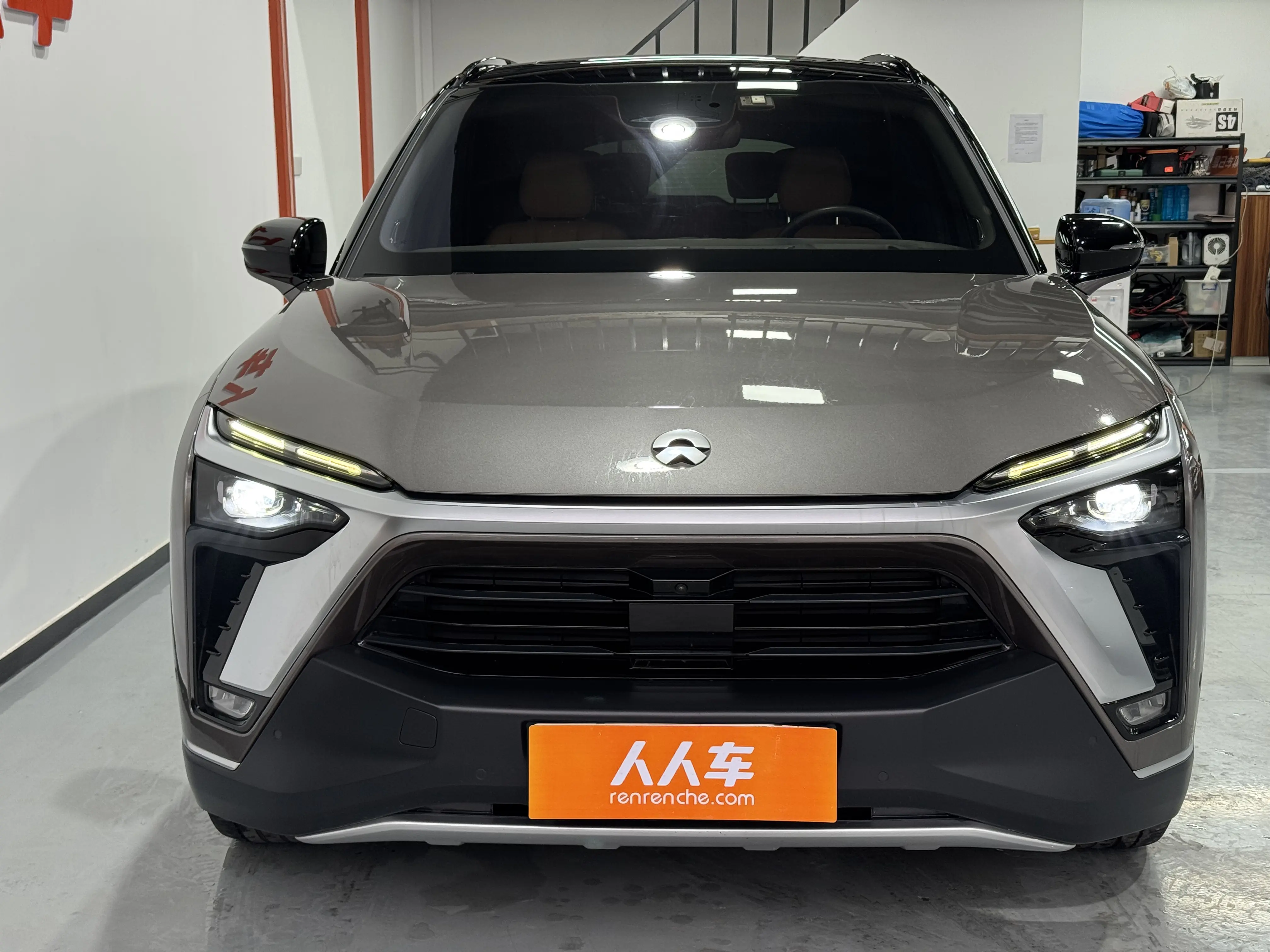 NIO ES8  из Китая