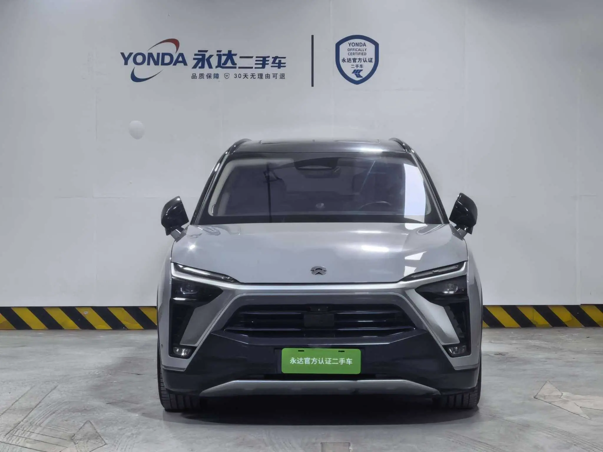 NIO ES8  из Китая