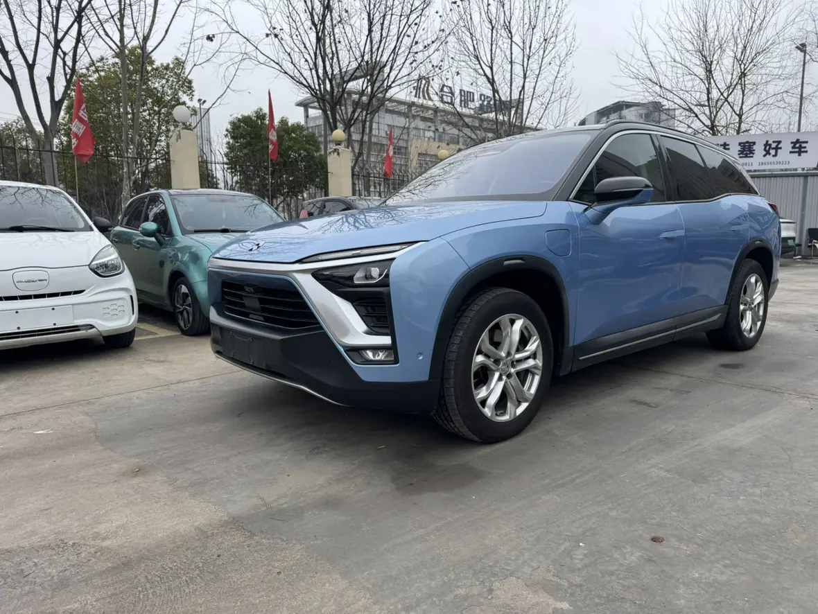 NIO ES8  из Китая