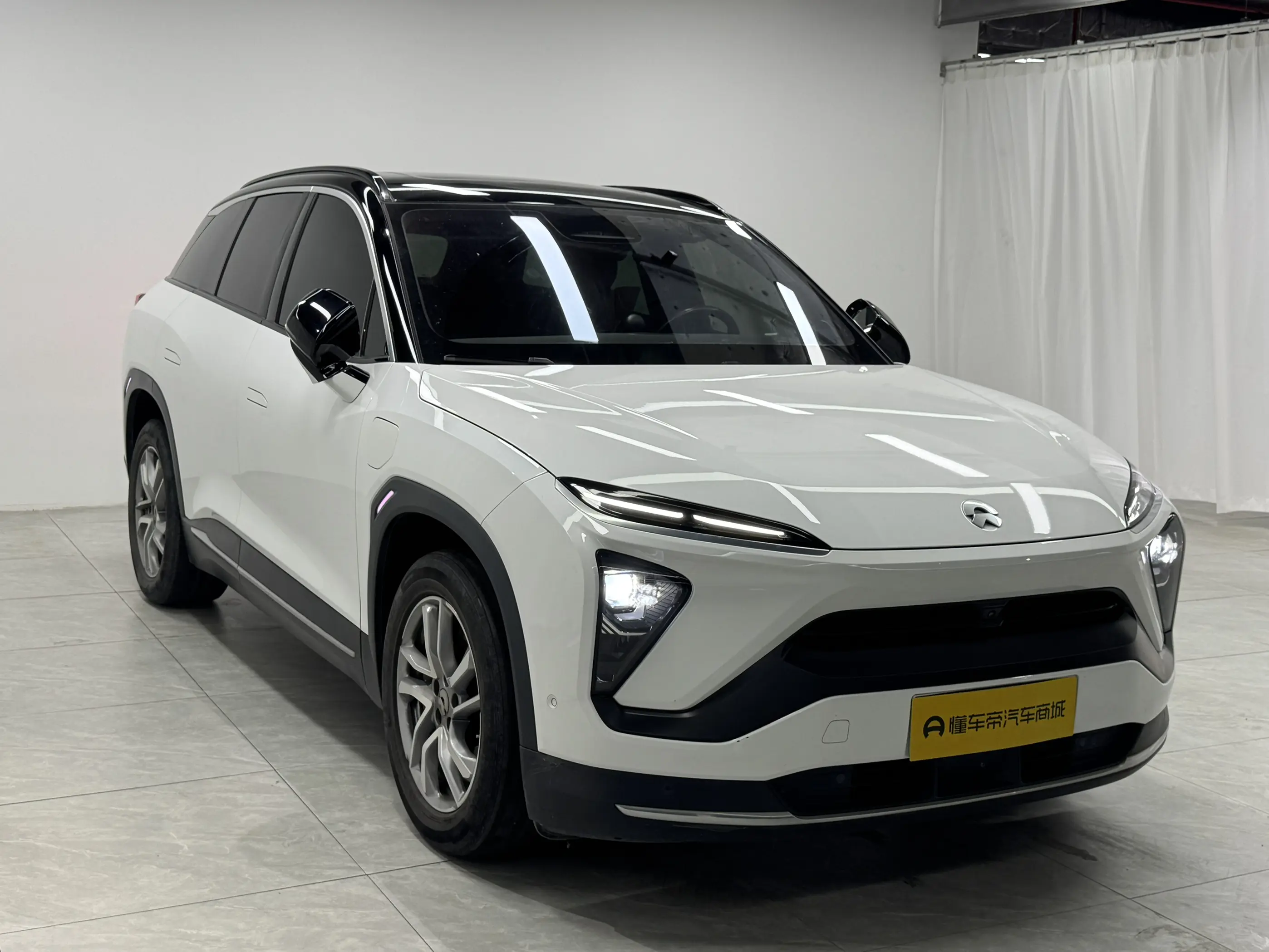 NIO ES6  из Китая