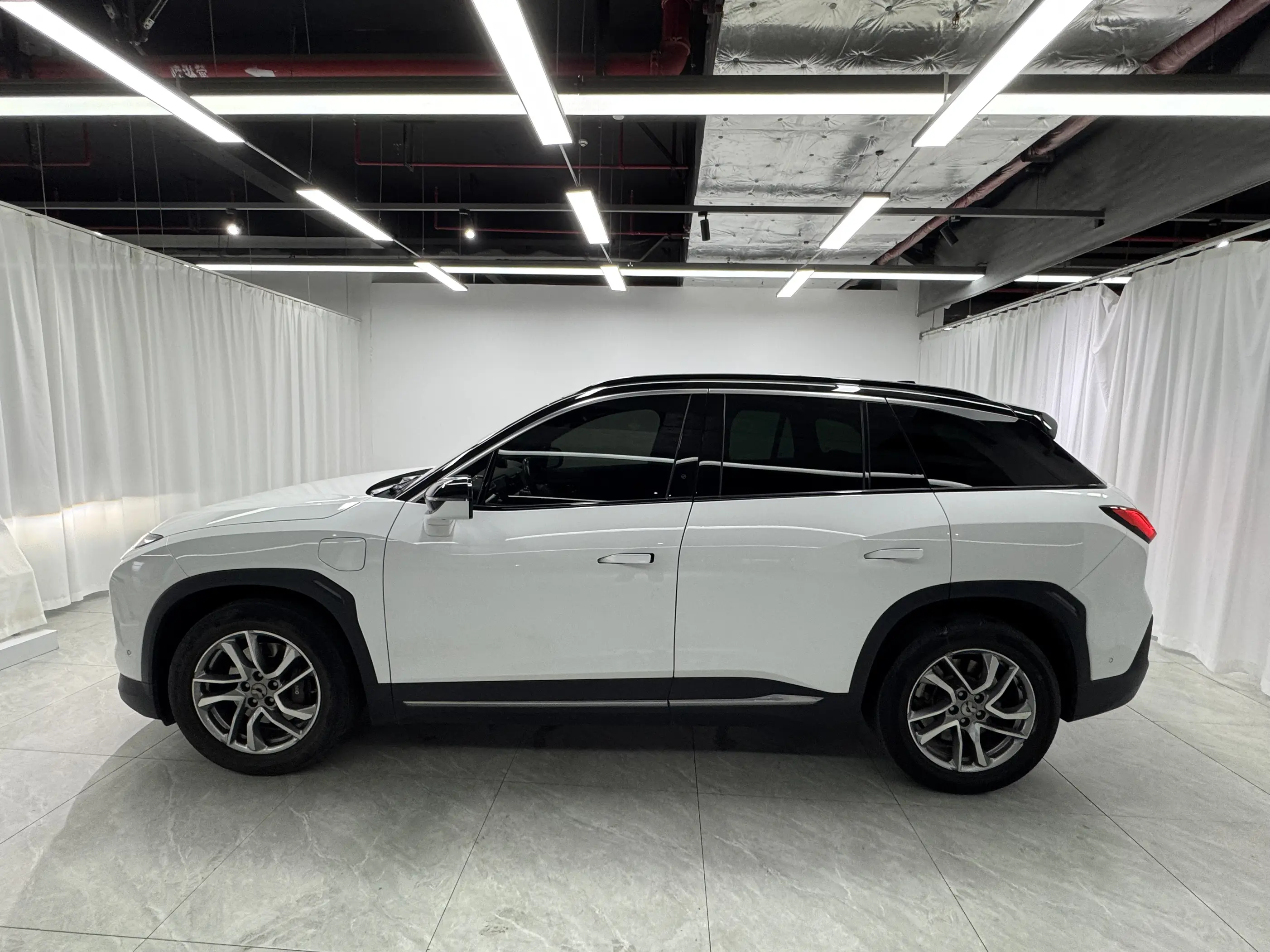 NIO ES6  из Китая