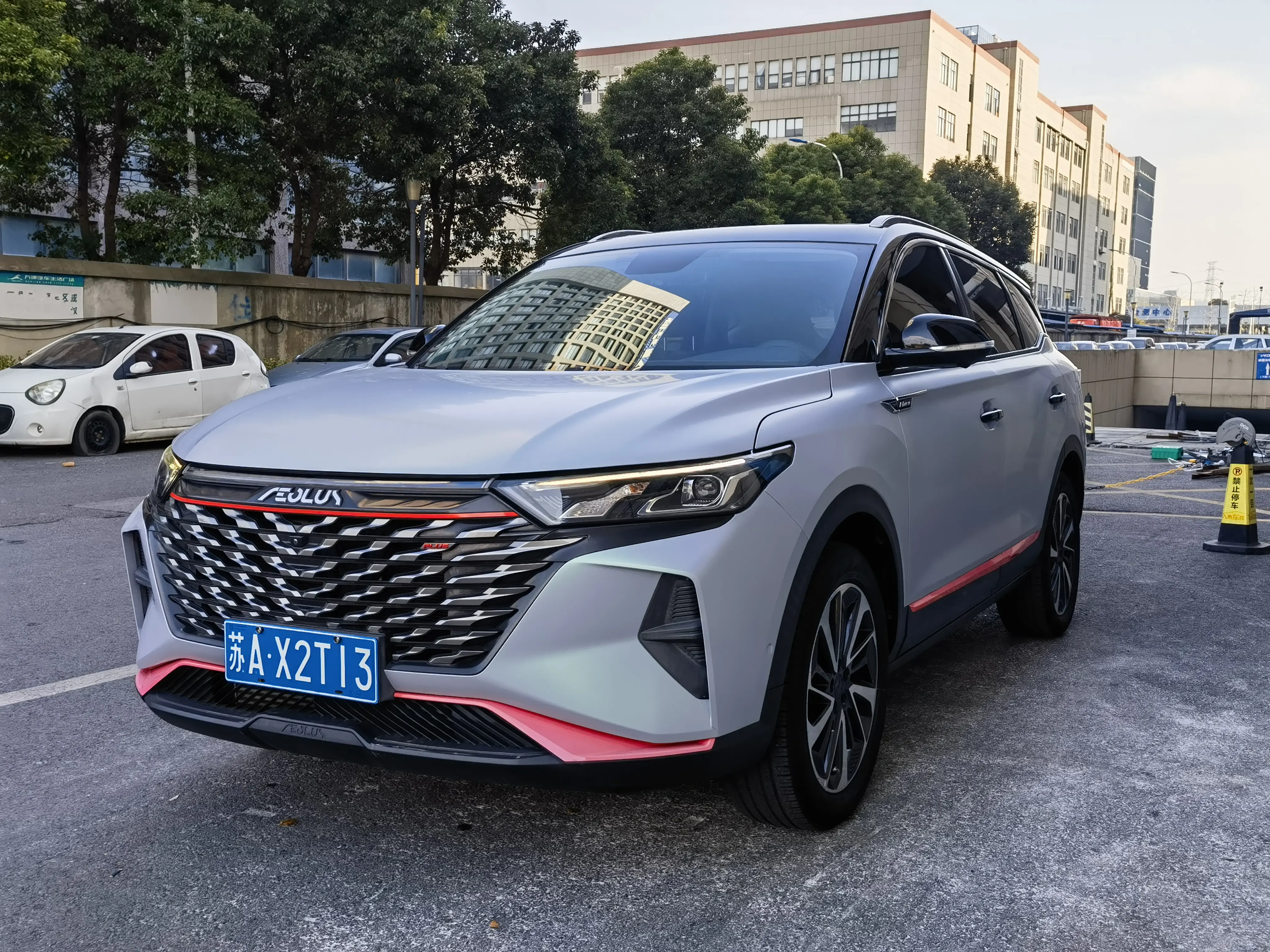 Dongfeng Fengshen AX7  из Китая