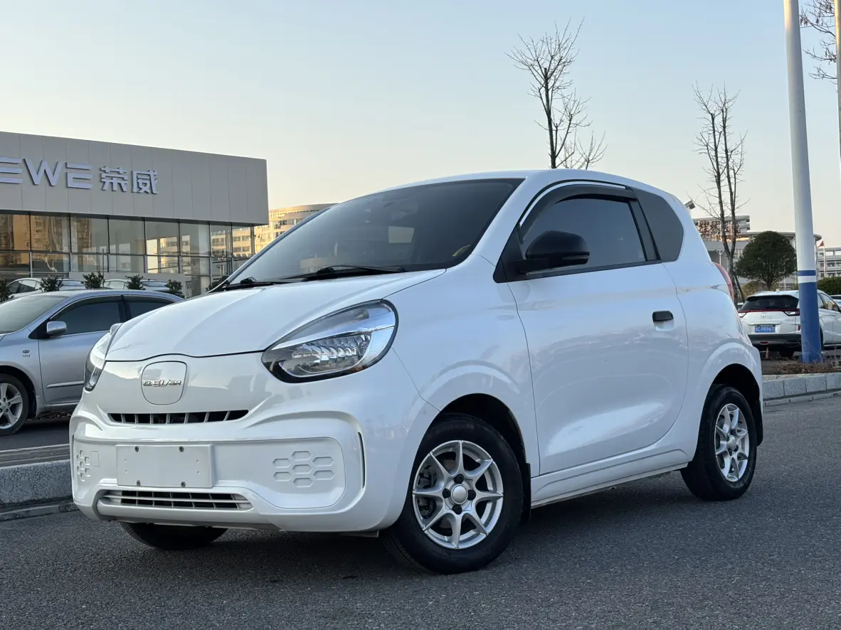 Roewe CLEVER  из Китая