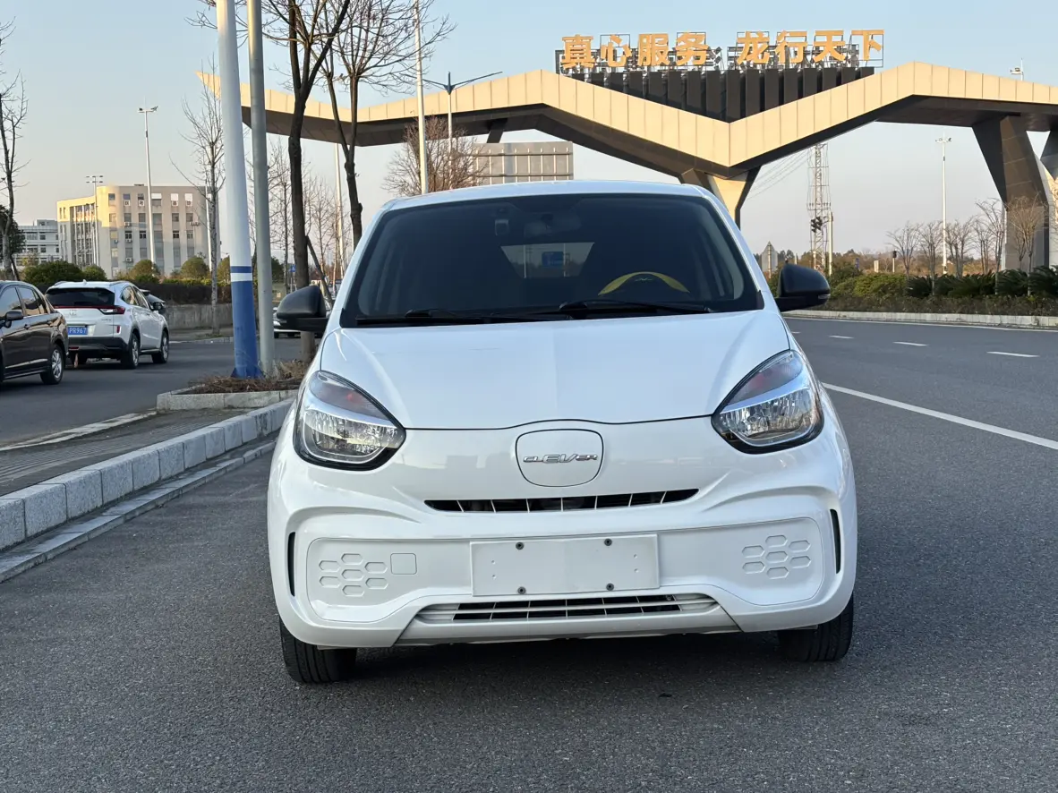 Roewe CLEVER  из Китая