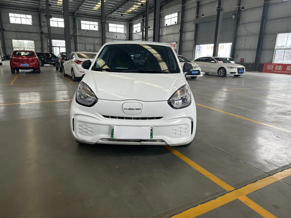 Roewe CLEVER  из Китая