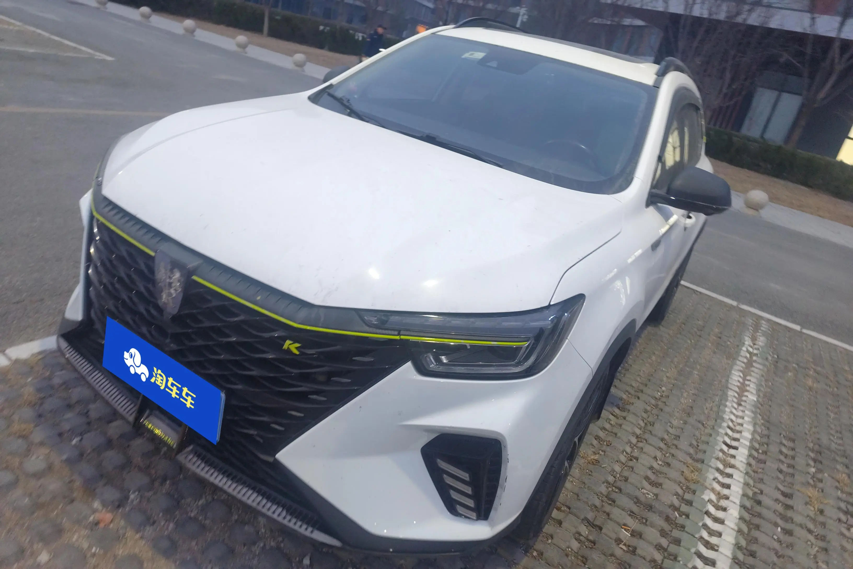 Roewe RX5  из Китая