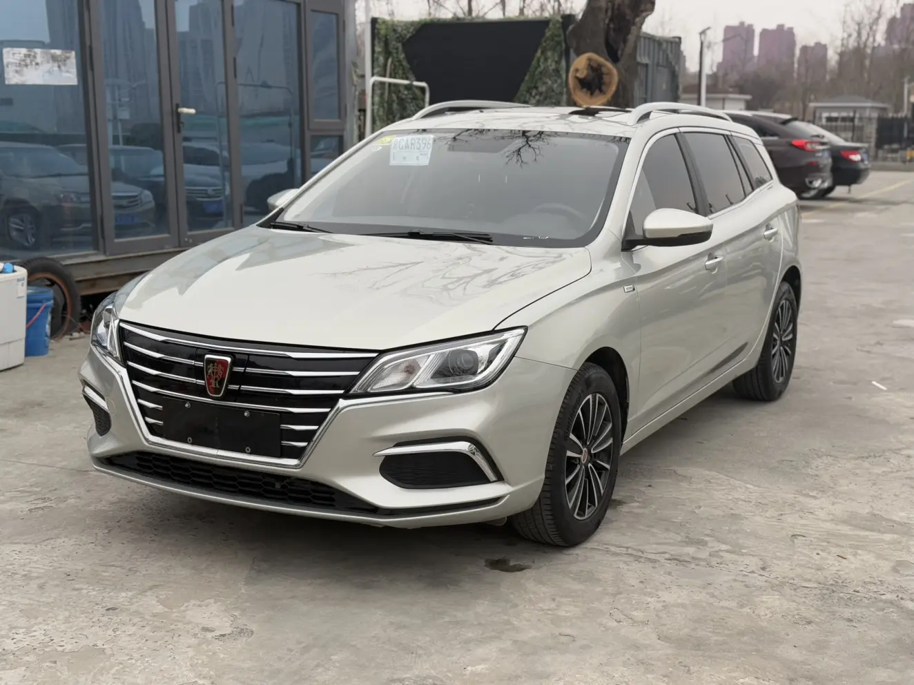 Roewe Ei5  из Китая