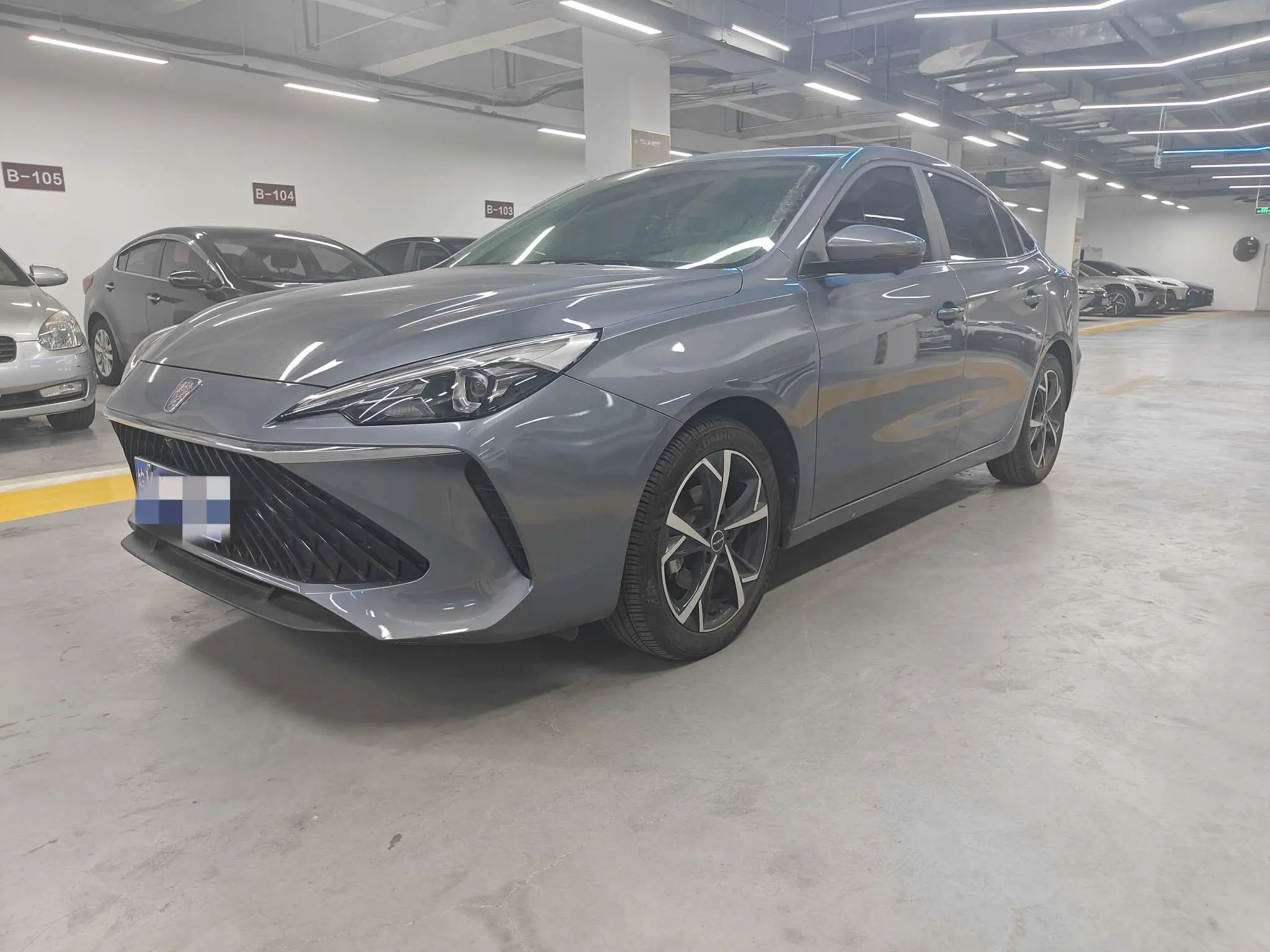 Roewe i5  из Китая