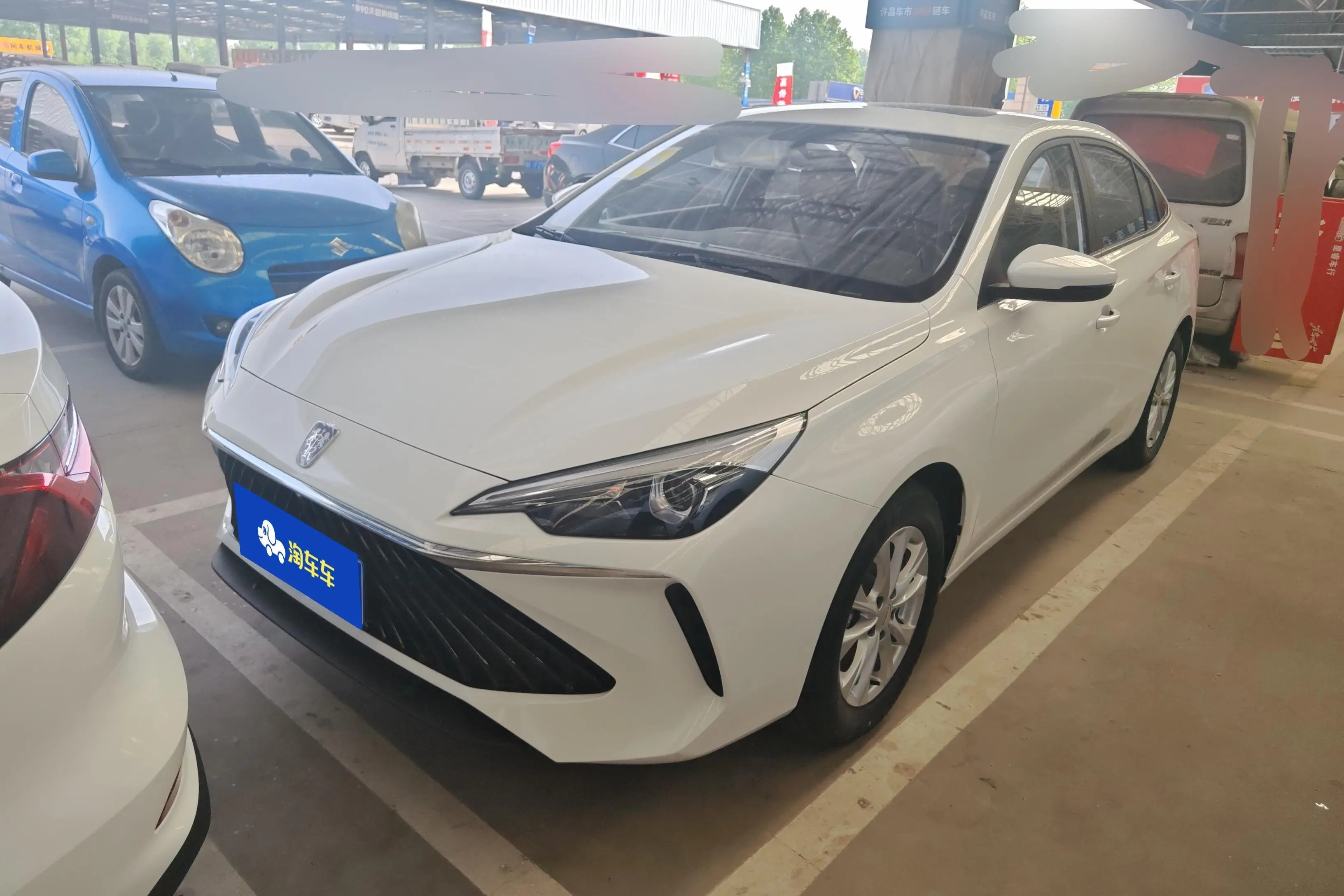 Roewe i5  из Китая