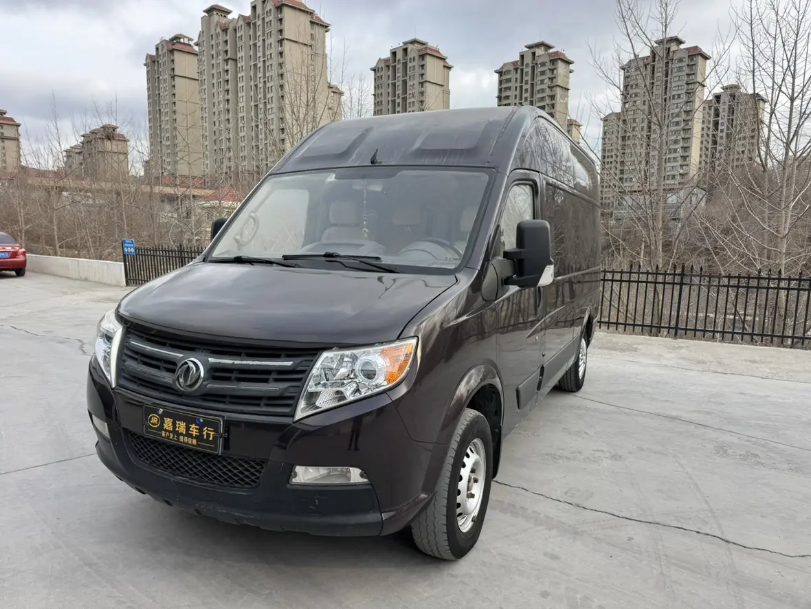 Dongfeng Yufeng  из Китая