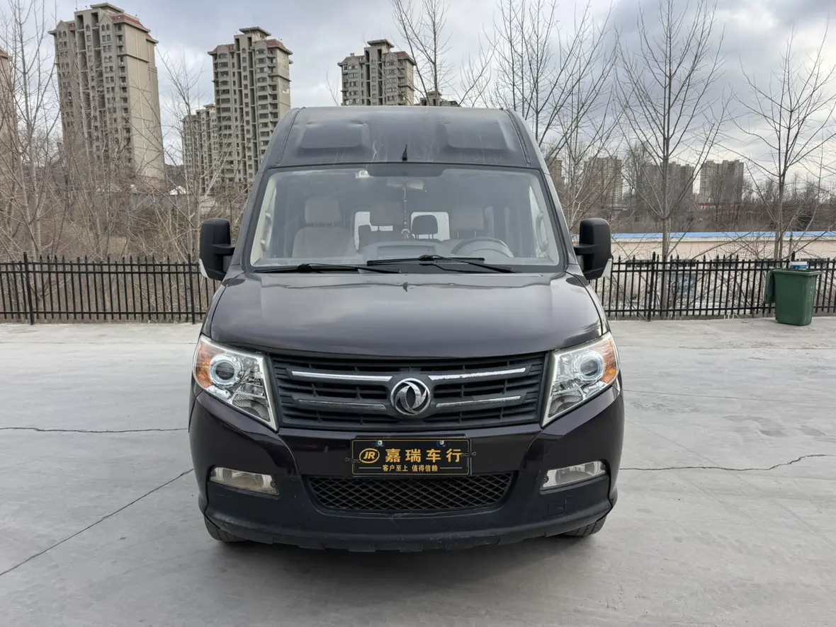 Dongfeng Yufeng  из Китая