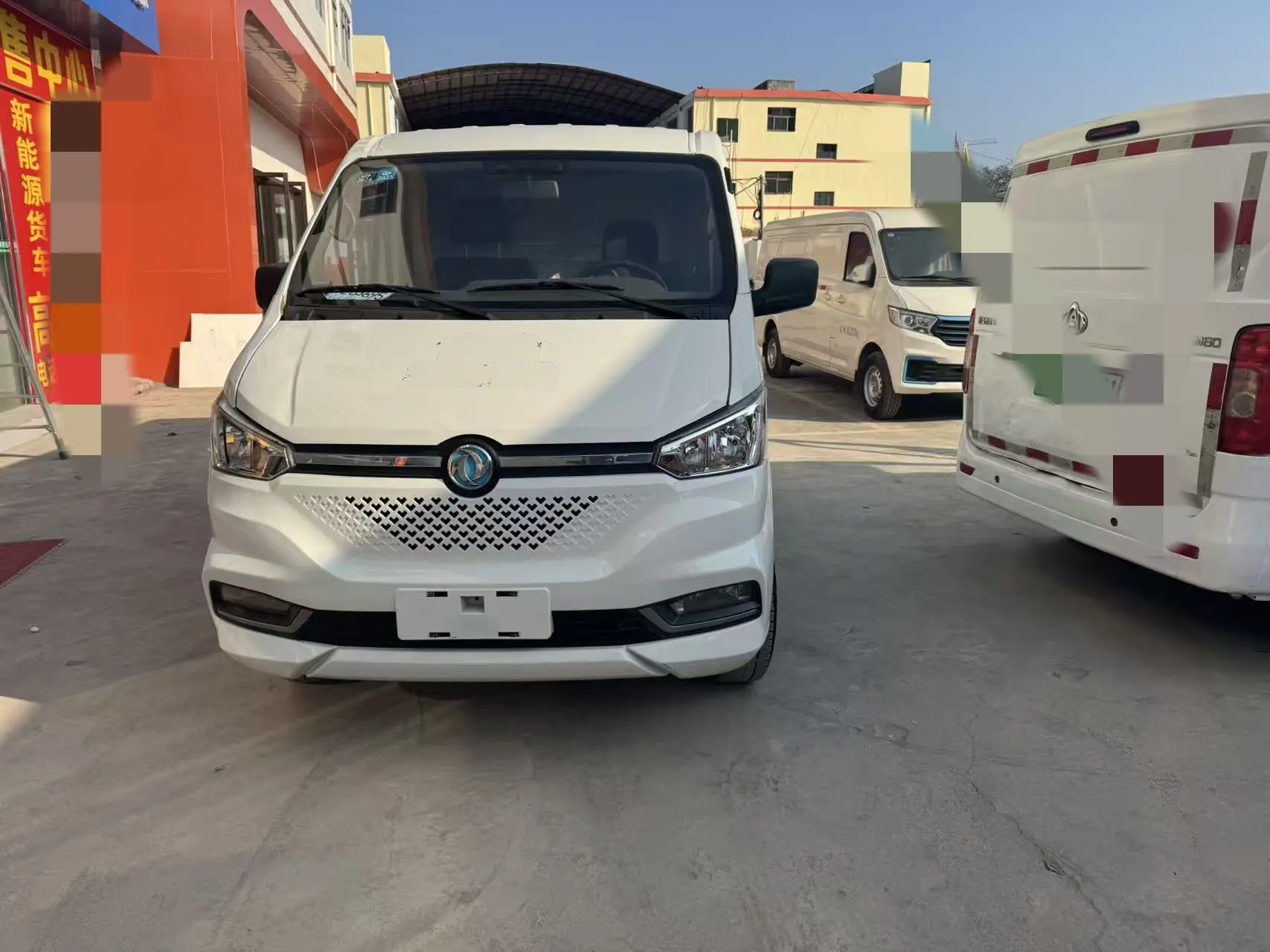 Dongfeng Yufeng EM26  из Китая