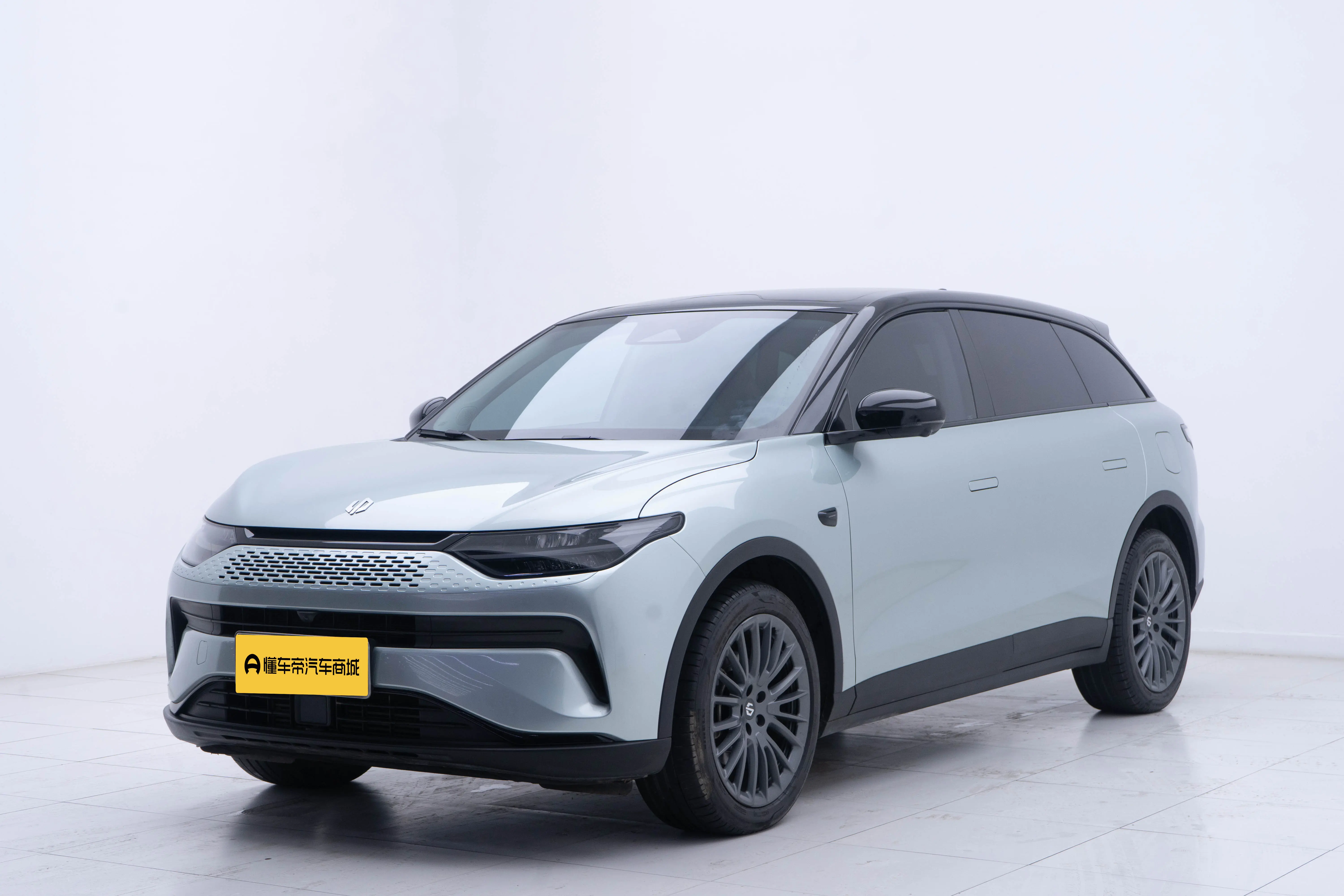 Leapmotor Zero running C11  из Китая