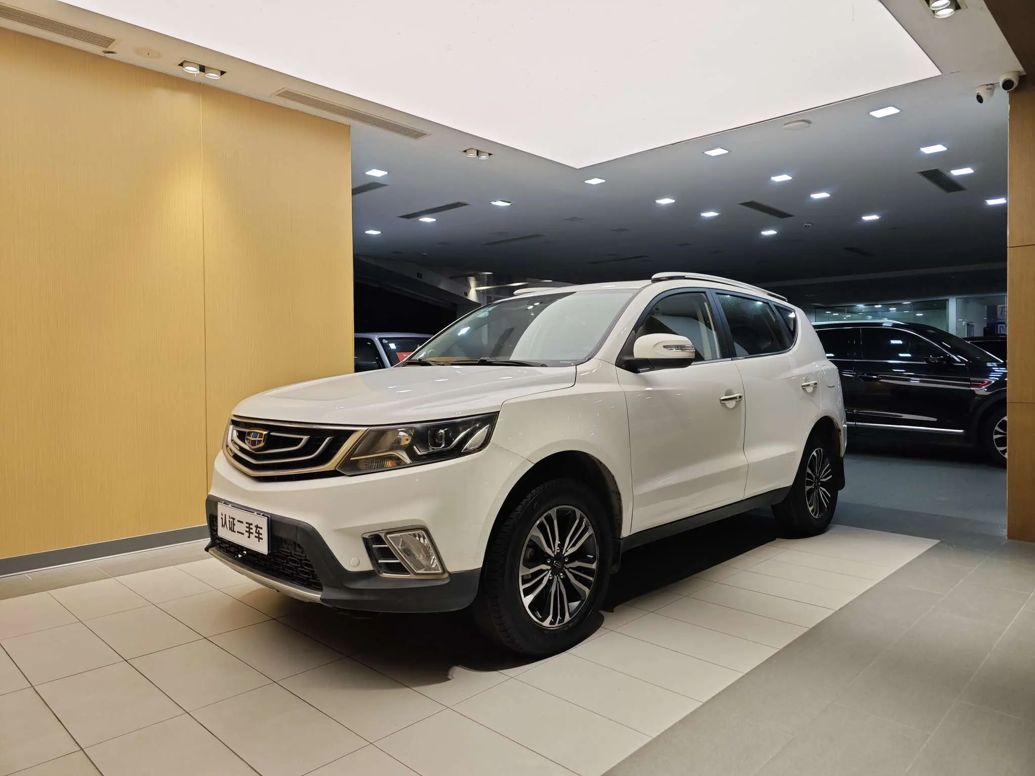 Geely Vision X6  из Китая
