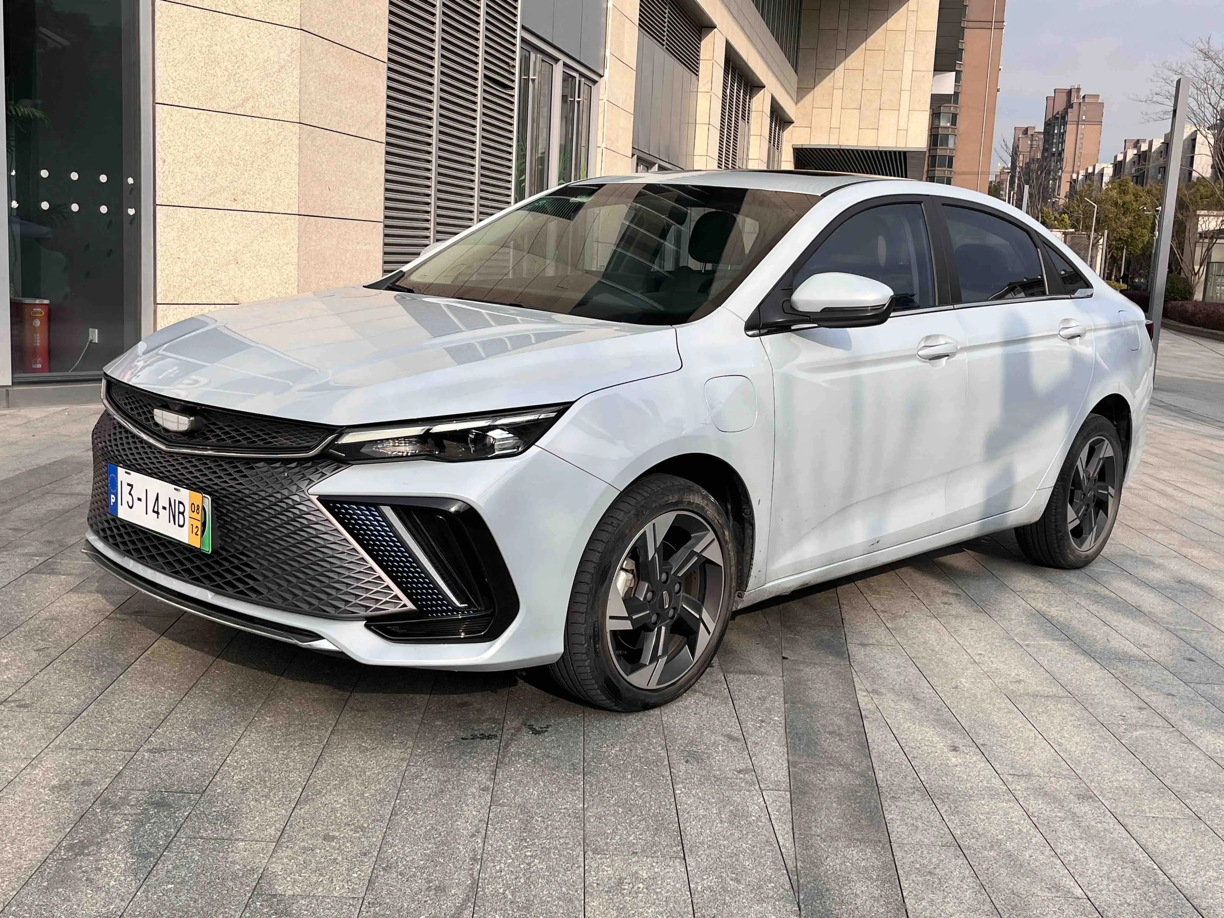 Geely Emgrand L HiP  из Китая