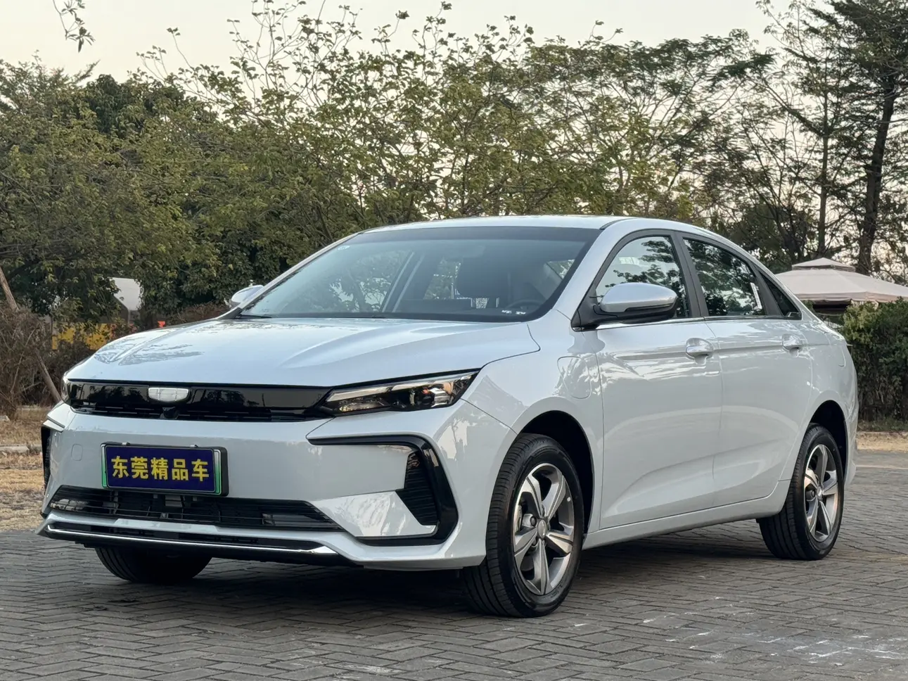 Geely Emgrand L HiP  из Китая