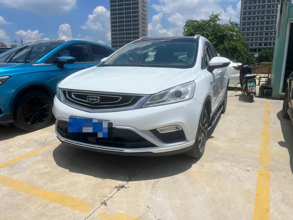Geely Emgrand GS  из Китая