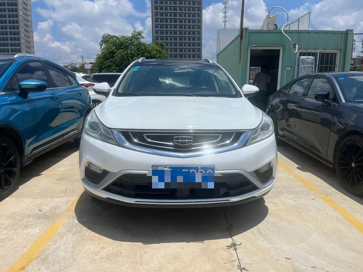 Geely Emgrand GS  из Китая