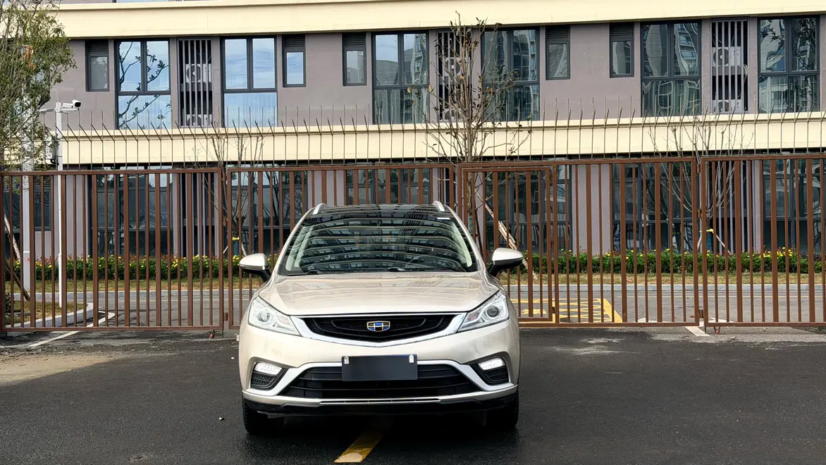 Geely Emgrand GS  из Китая