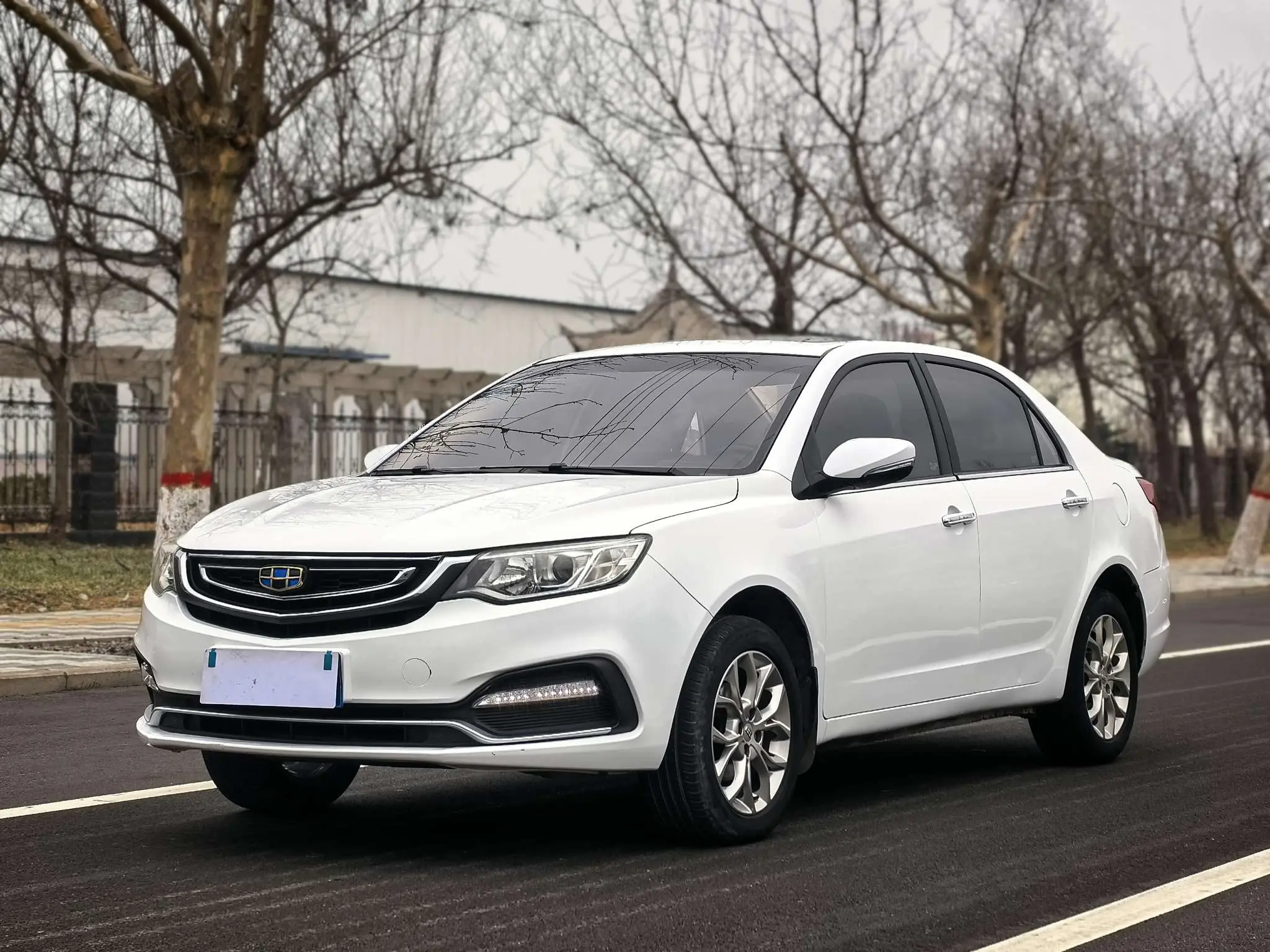 Geely Vision  из Китая