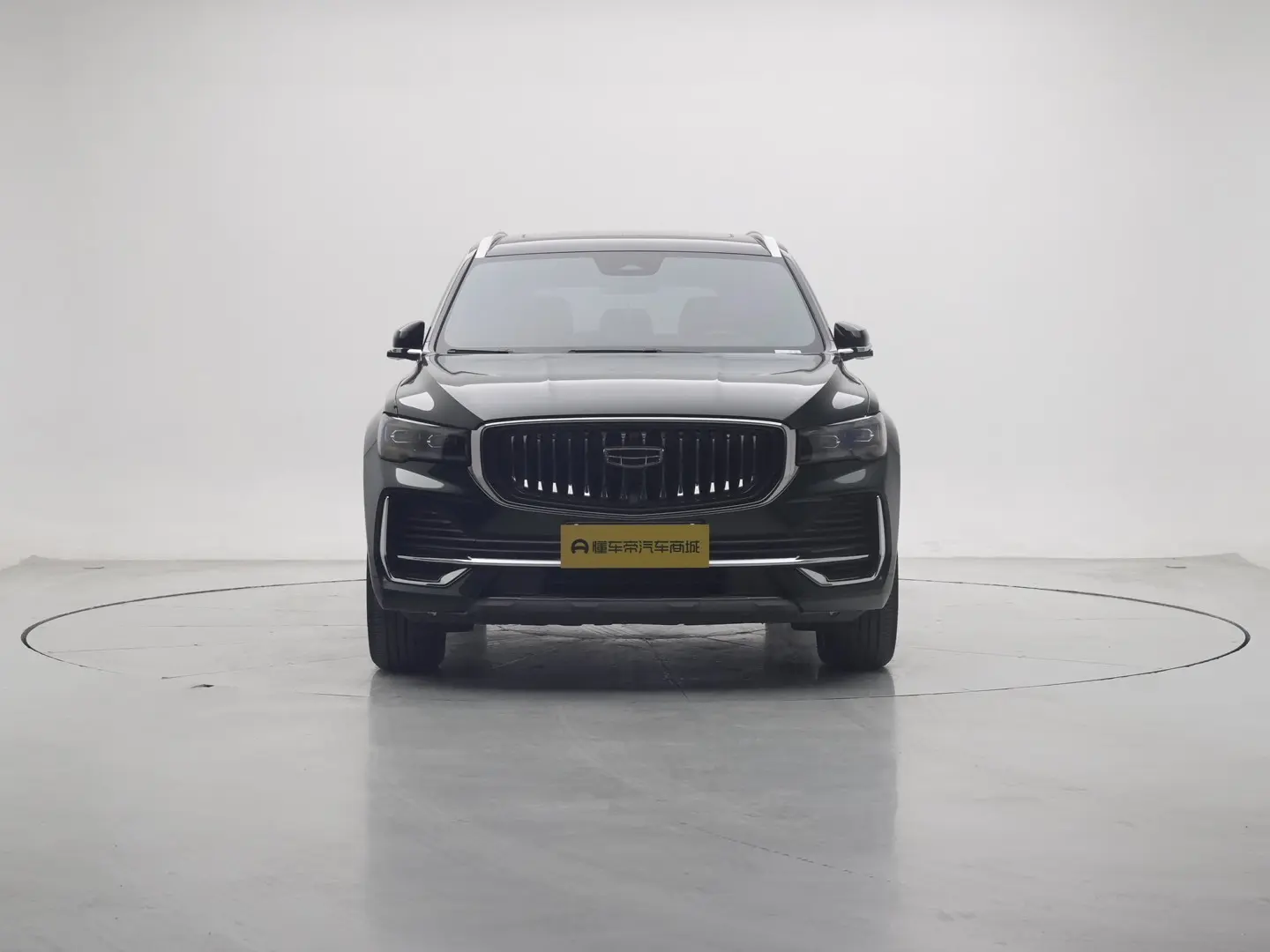 Geely Monjaro (Xingyue L)  из Китая