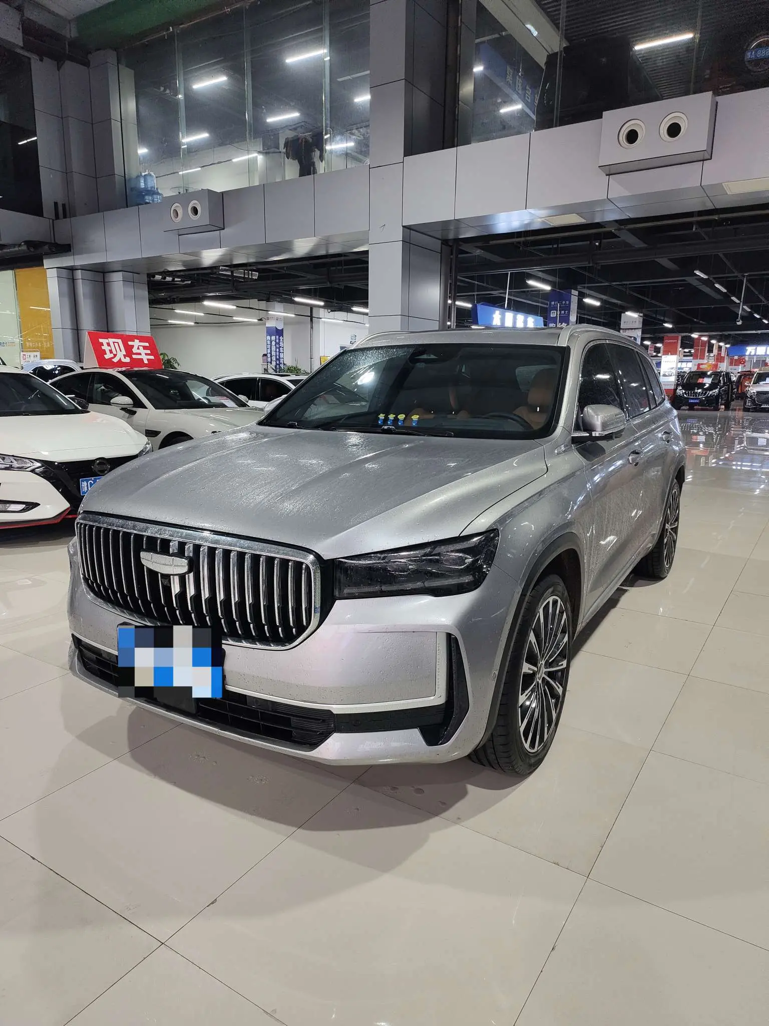 Geely Monjaro (Xingyue L)  из Китая