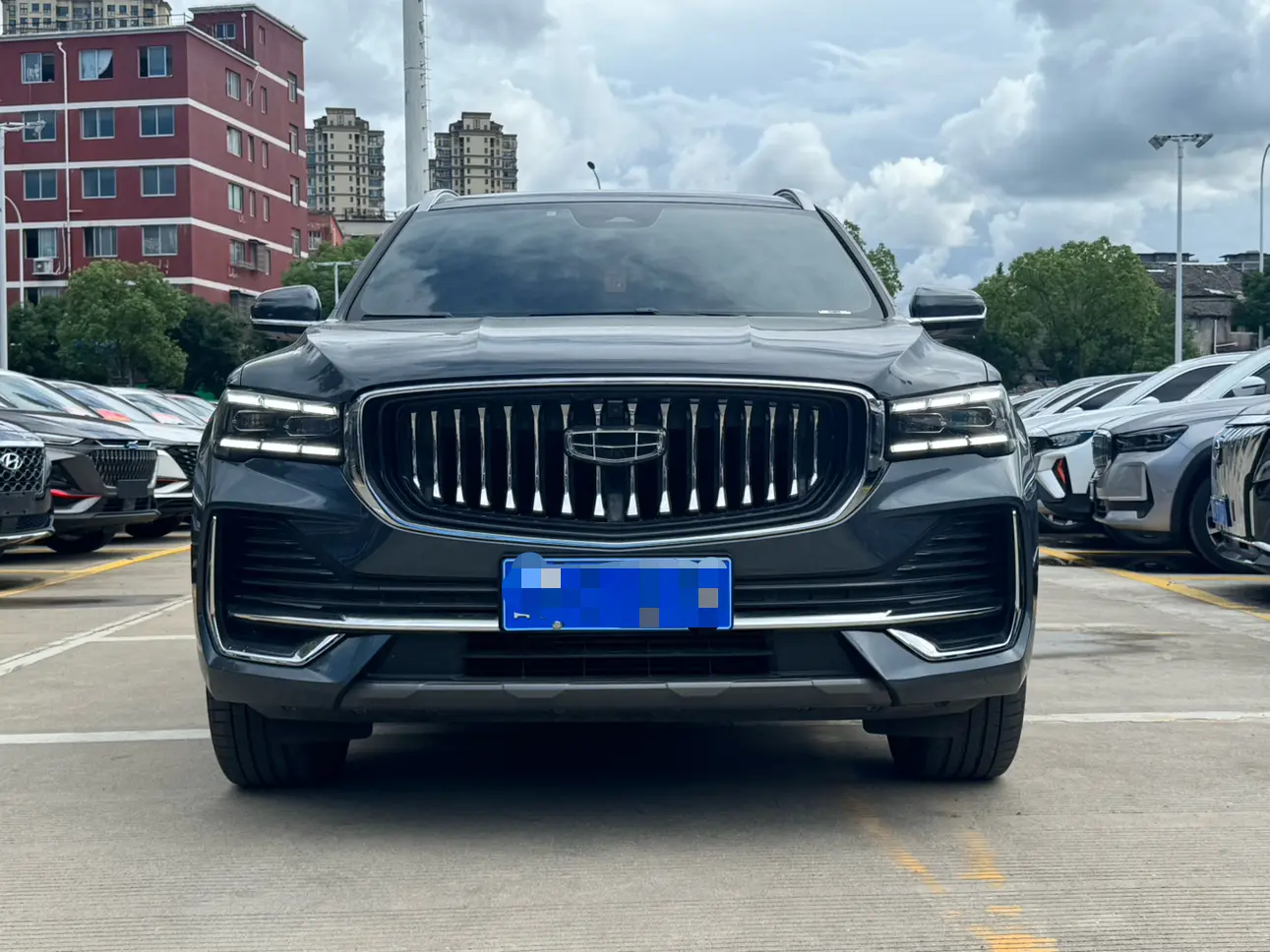 Geely Monjaro (Xingyue L)  из Китая