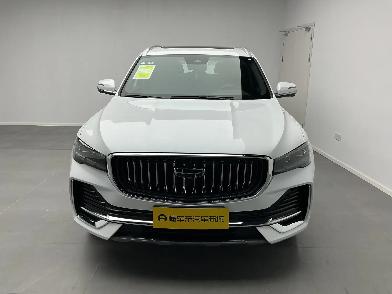 Geely Monjaro (Xingyue L)  из Китая