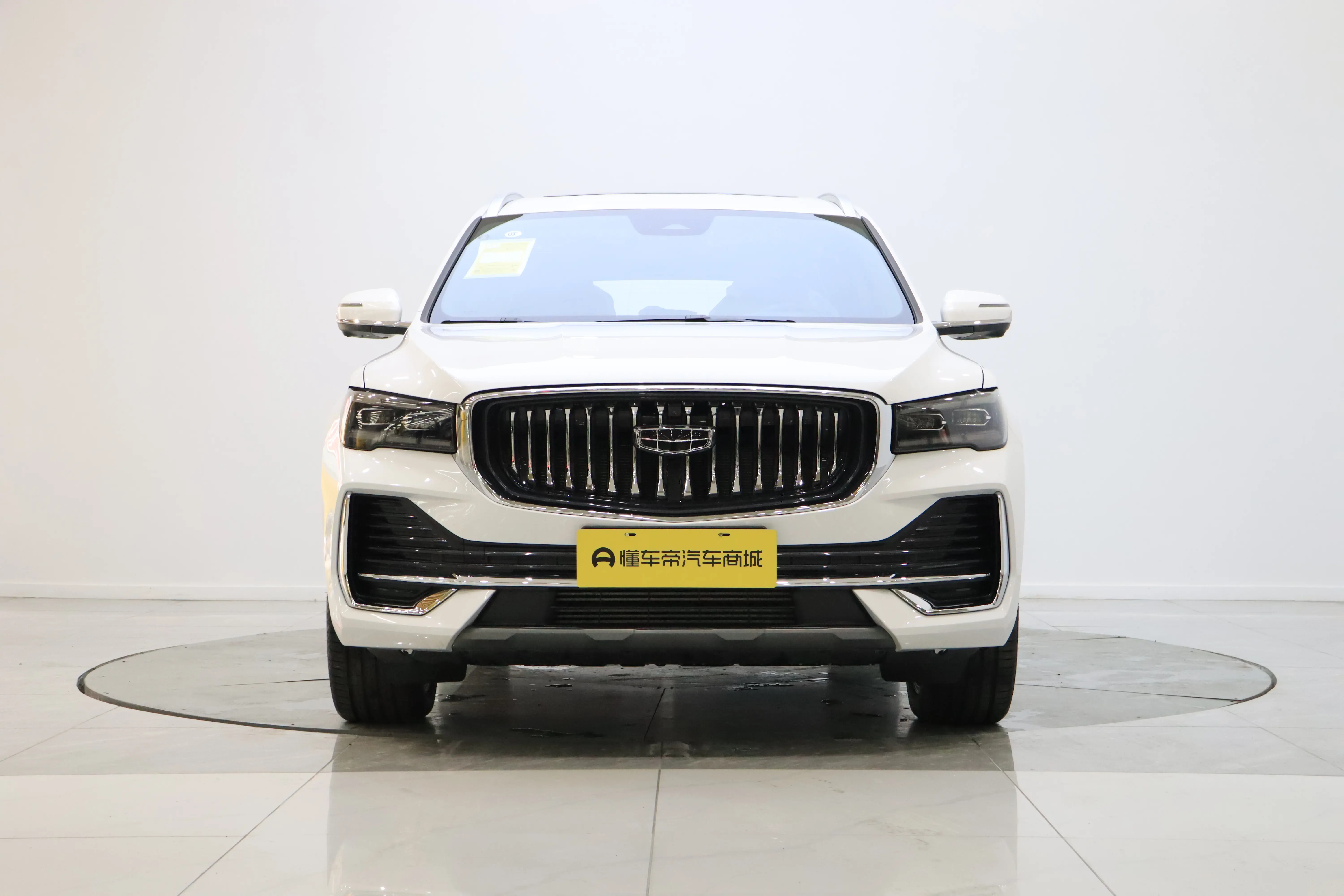 Geely Monjaro (Xingyue L)  из Китая